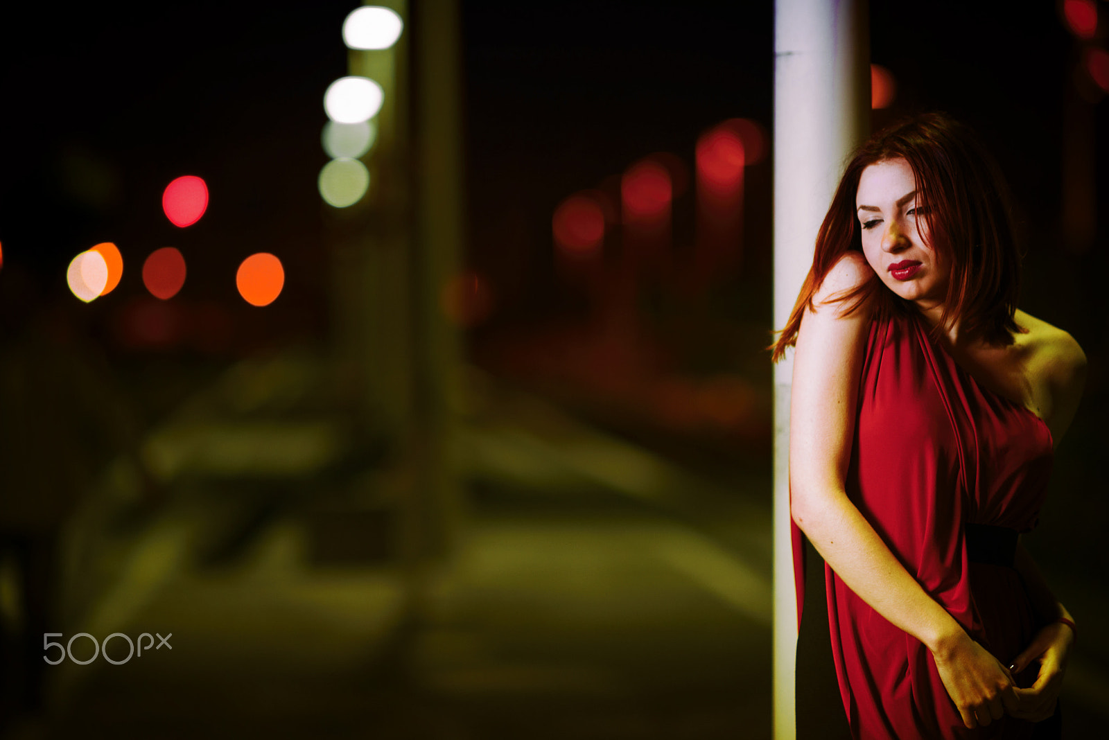 Nikon D600 + AF DC-Nikkor 135mm f/2 sample photo. The train station photography