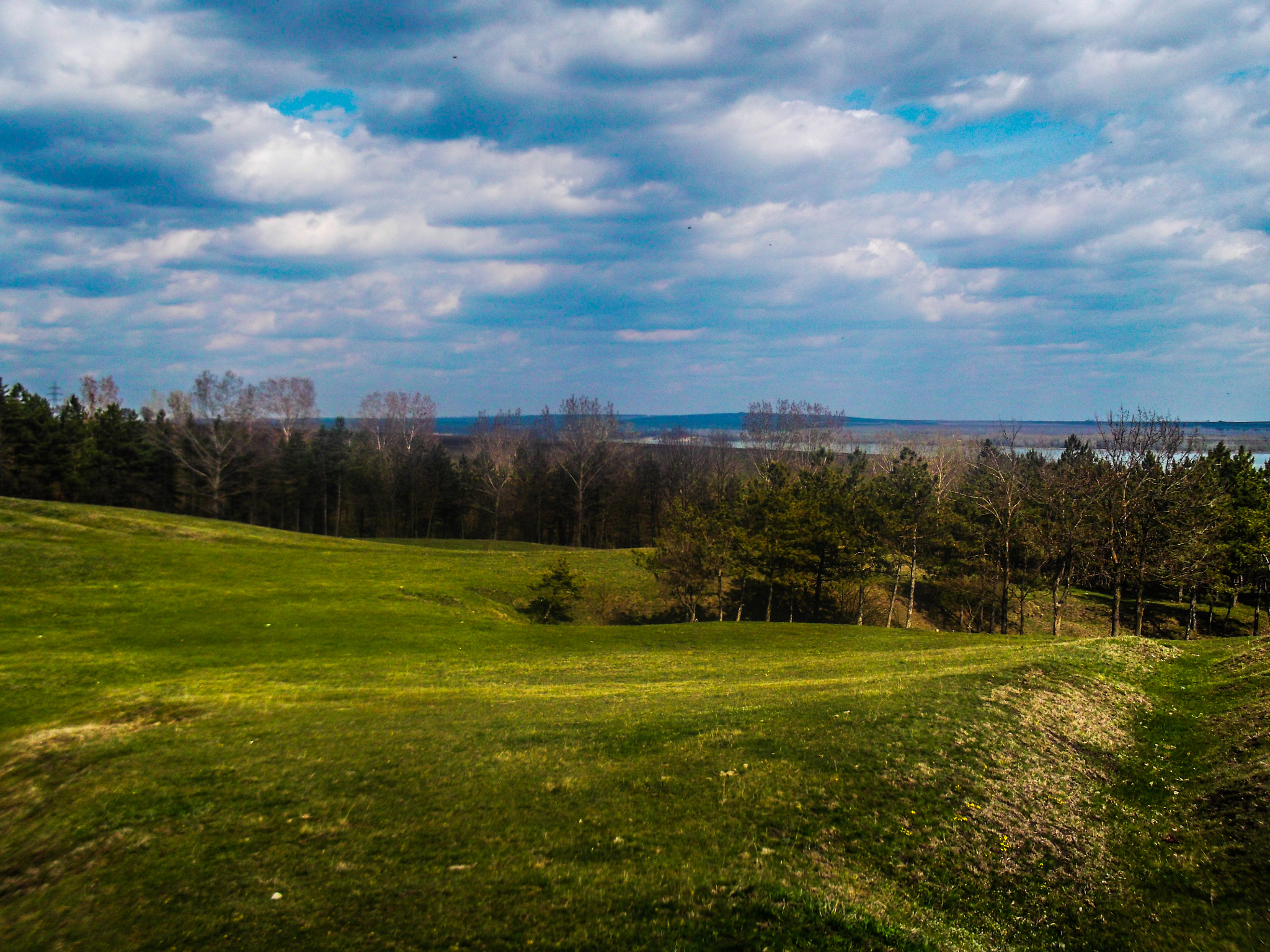 Fujifilm FinePix JV300 sample photo. Sky with clouds and green forest ! photography