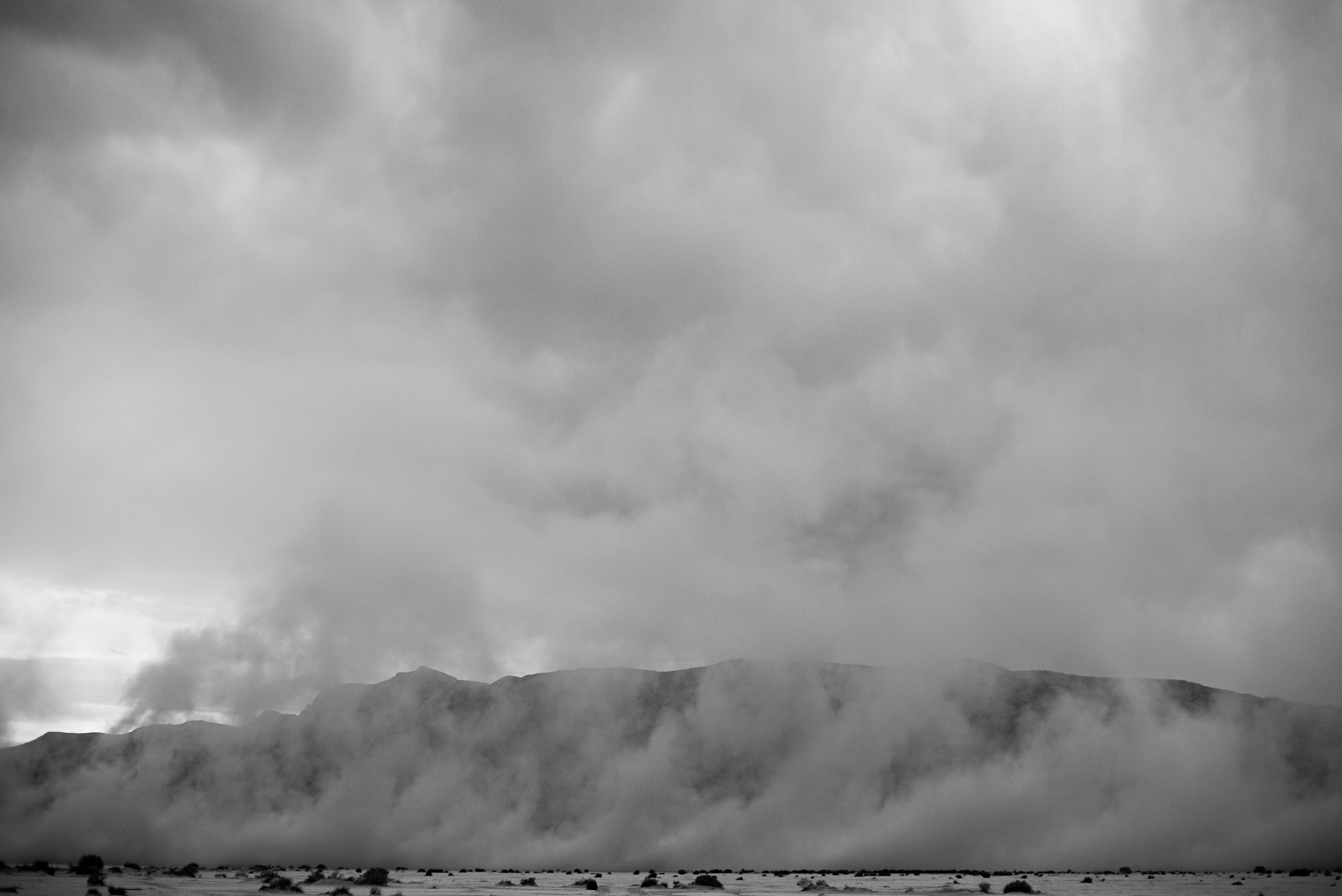 Sony a7S II + 50mm F1.8 II sample photo. Sandstorm photography