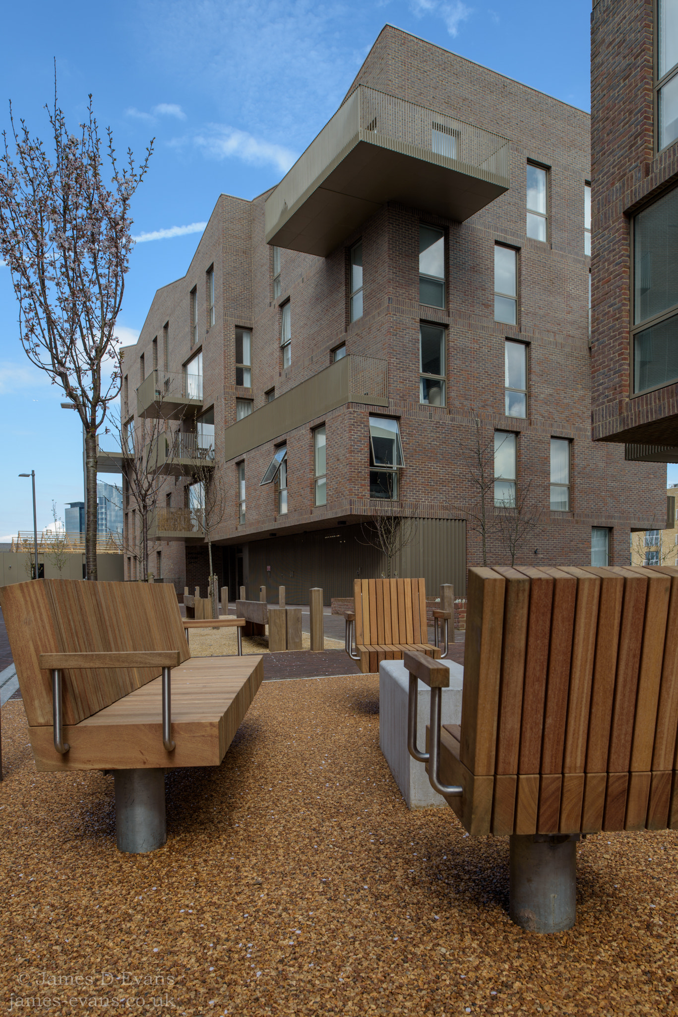 Nikon PC-E Nikkor 24mm F3.5D ED Tilt-Shift sample photo. Brentford lock west photography