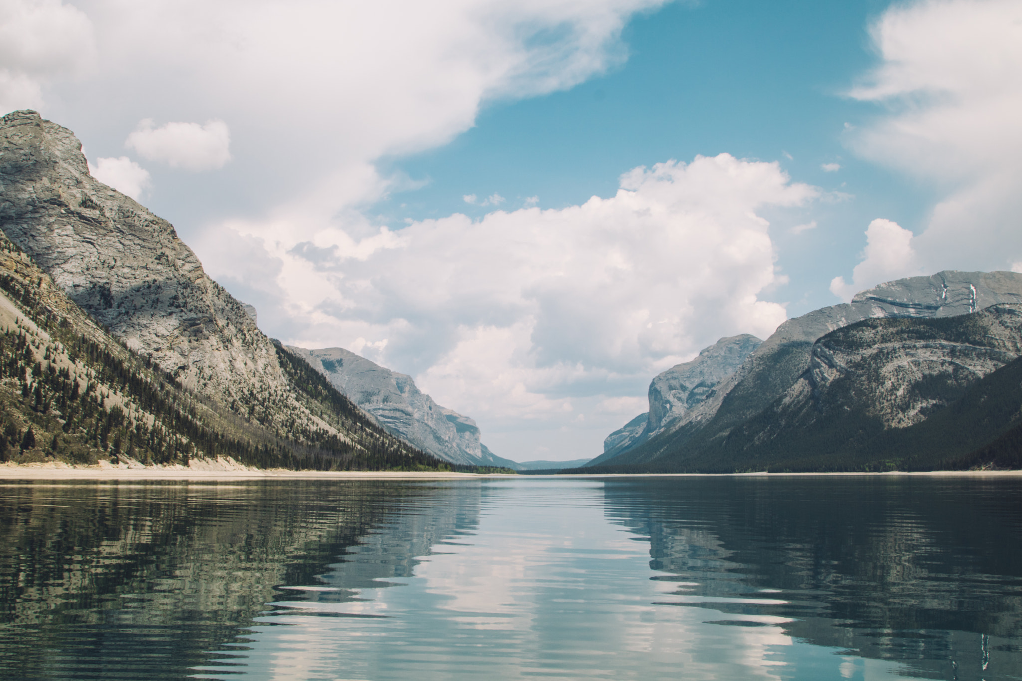 Canon EOS 760D (EOS Rebel T6s / EOS 8000D) sample photo. Lake minnewanka photography