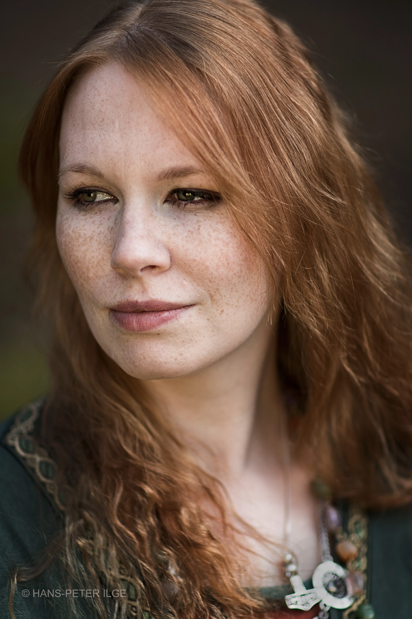 Canon EF 85mm F1.2L II USM sample photo. Kimi photography