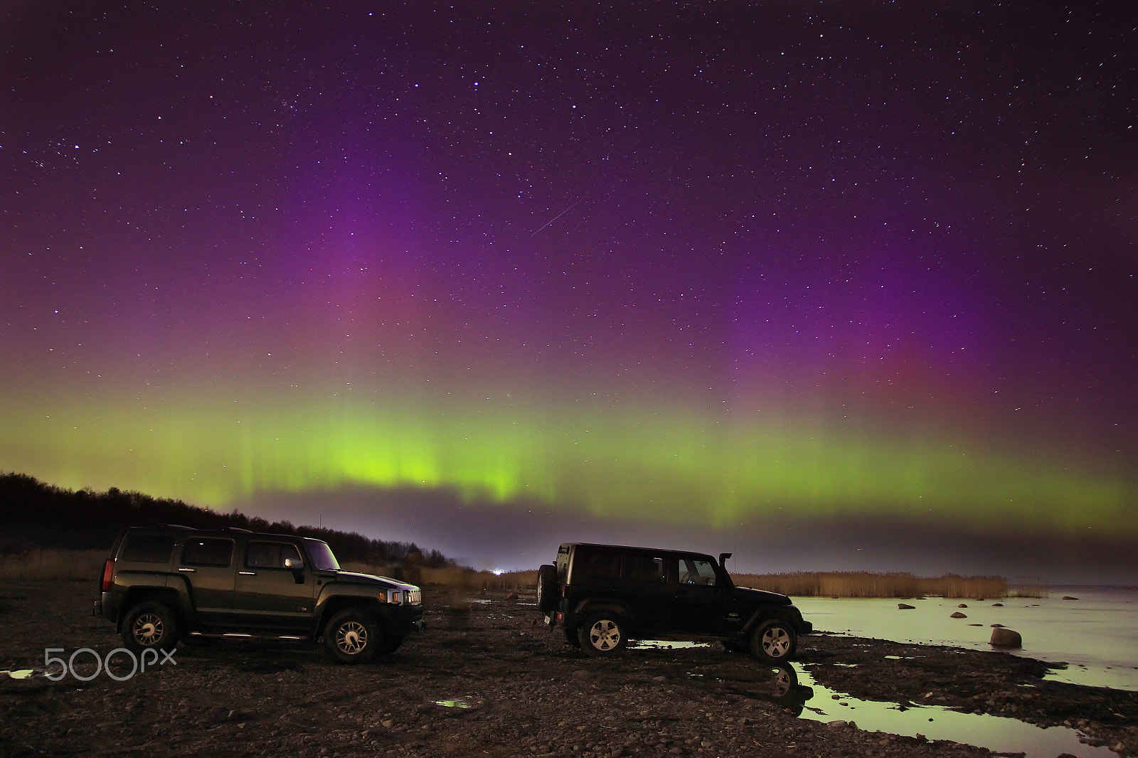 Sigma 17-70mm F2.8-4 DC Macro OS HSM sample photo. Northern lights 12.04.16, lake ladoga photography