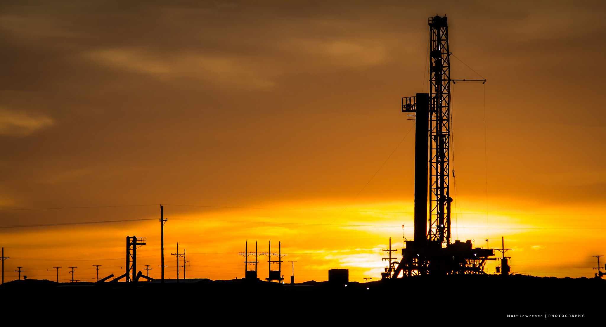 Sigma 70-300mm F4-5.6 APO DG Macro sample photo. Energy sunset photography