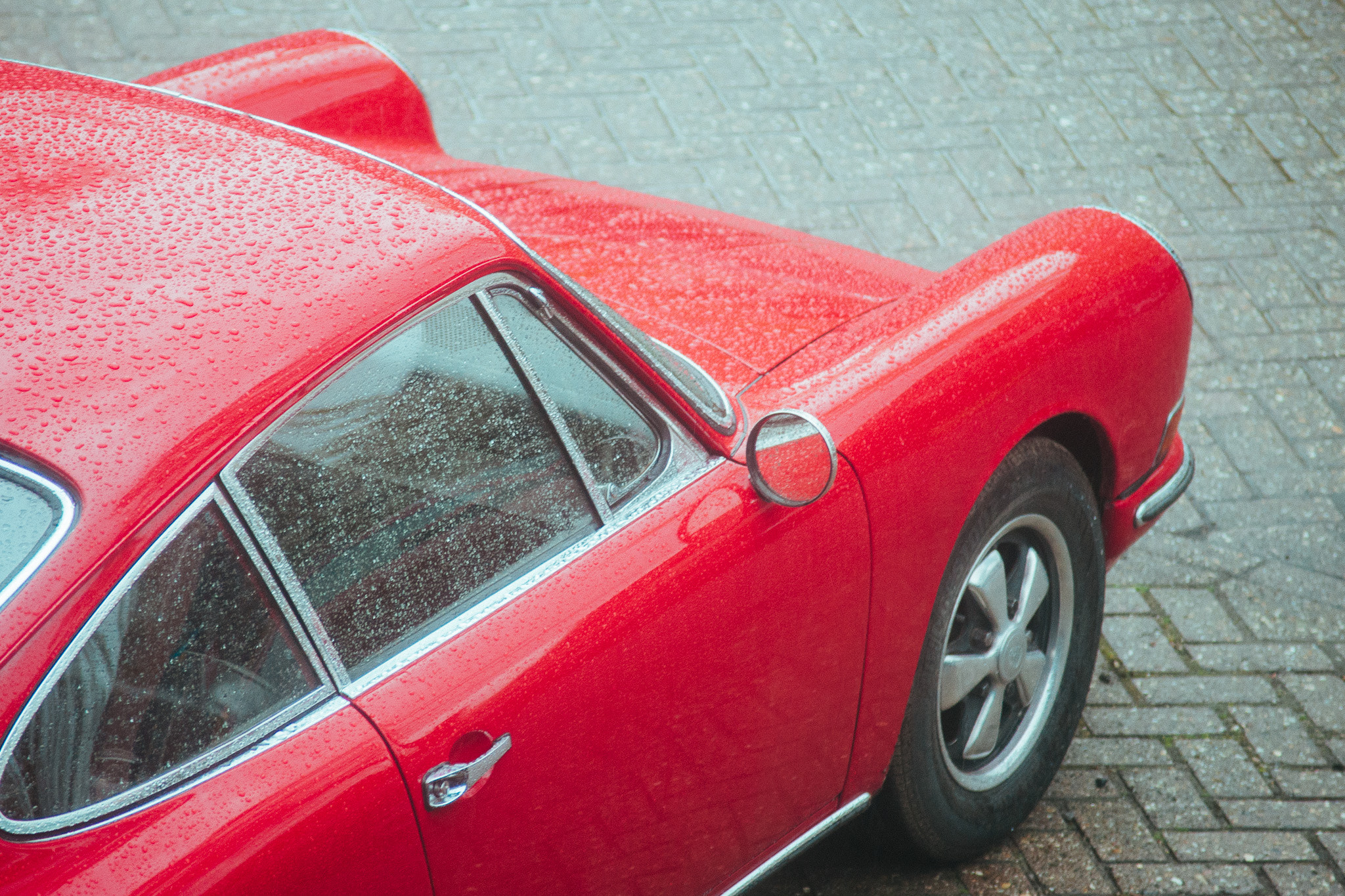 AF Zoom-Nikkor 80-200mm f/4.5-5.6D sample photo. 1968 porsche 912 coupe photography