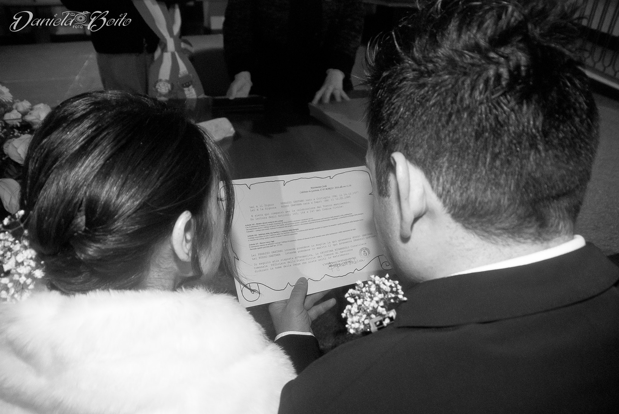 Nikon D80 + Sigma 18-200mm F3.5-6.3 DC sample photo. Just married photography