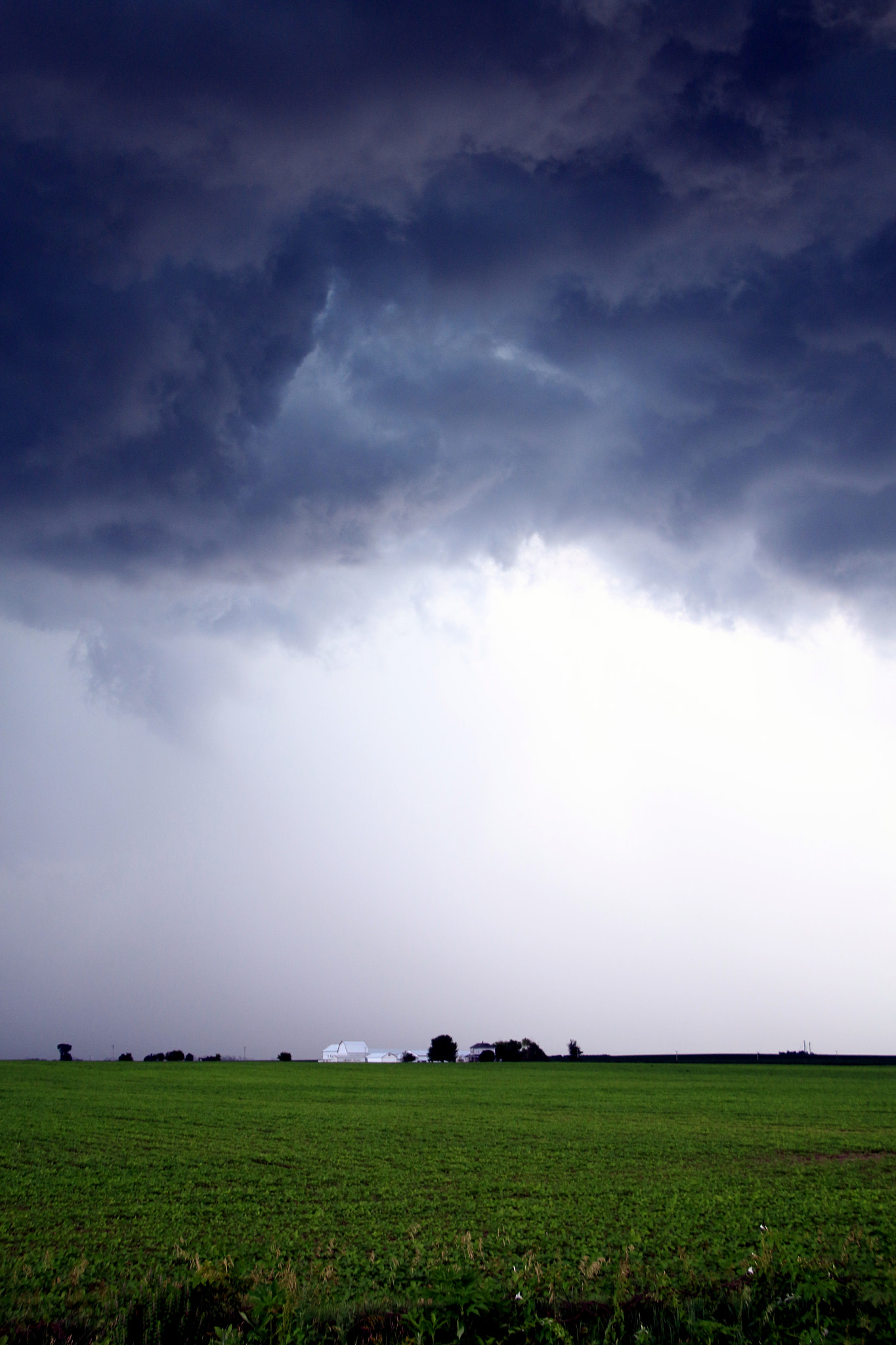 Canon EF-S 18-55mm F3.5-5.6 sample photo. Stormy photography