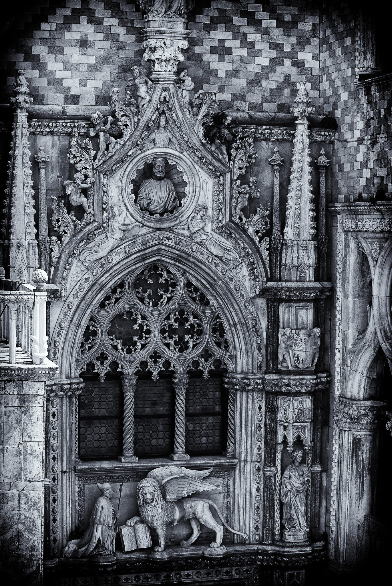Nikon 1 Nikkor VR 30-110mm F3.8-5.6 sample photo. Venice photography