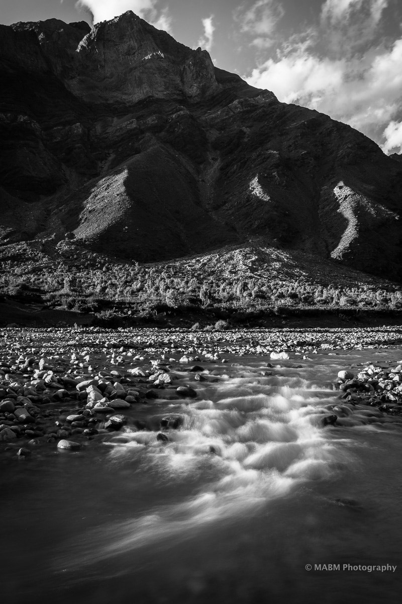 Sony DT 11-18mm F4.5-5.6 sample photo. The little river photography