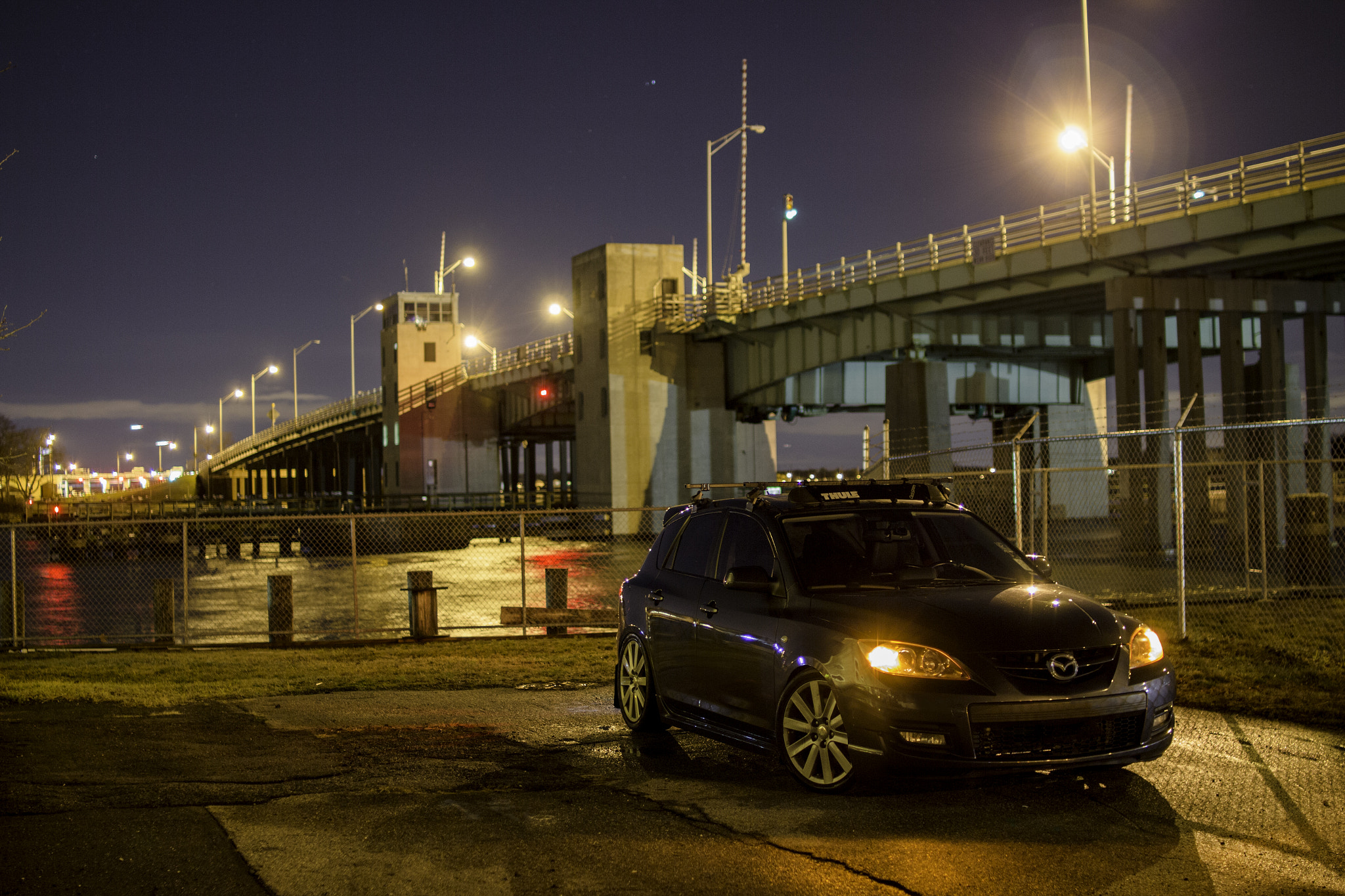 Sigma 30mm F1.4 EX DC HSM sample photo. Under the bridge photography