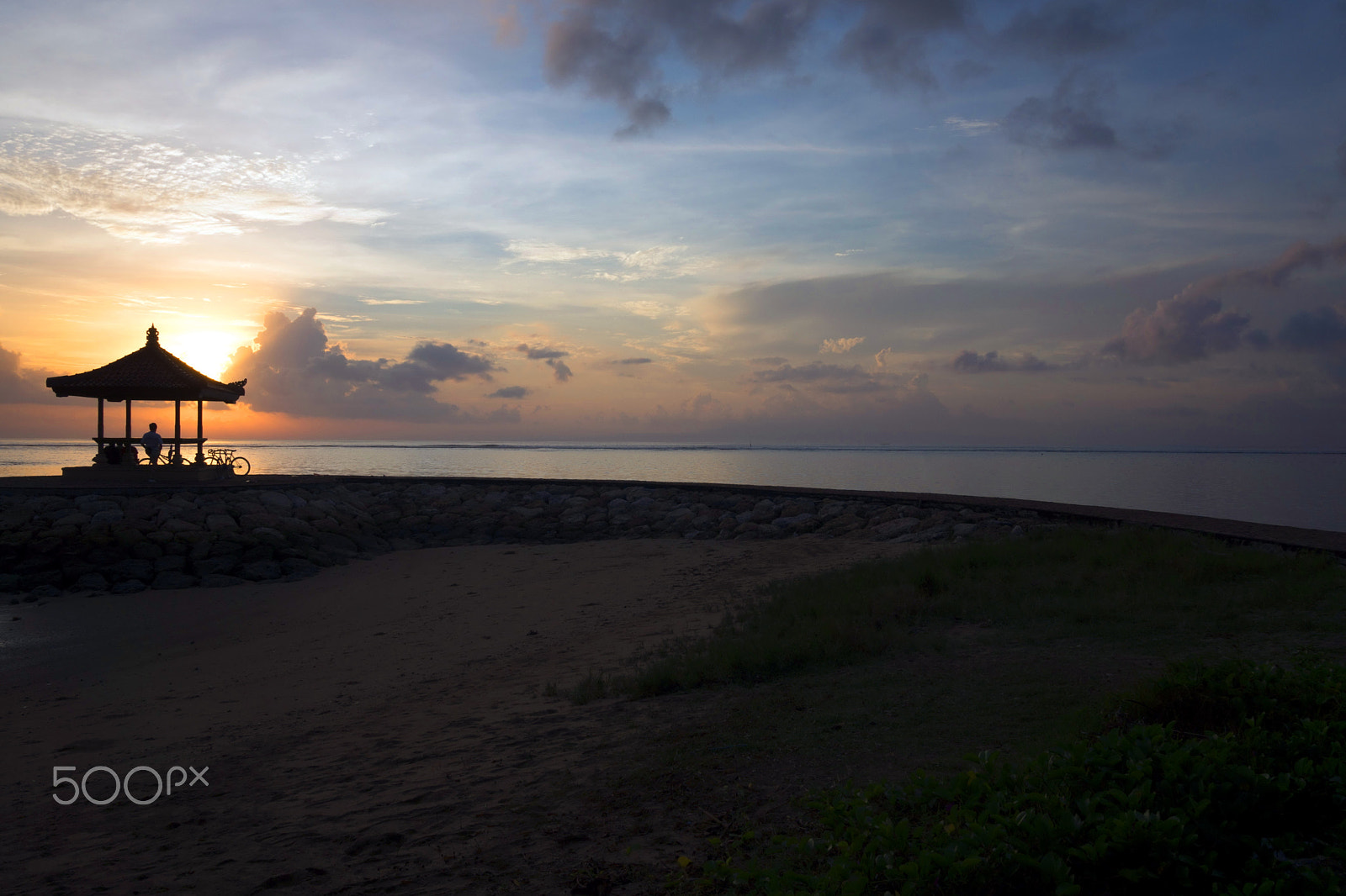 Sony Alpha NEX-7 + Sigma 19mm F2.8 EX DN sample photo. Start morning photography