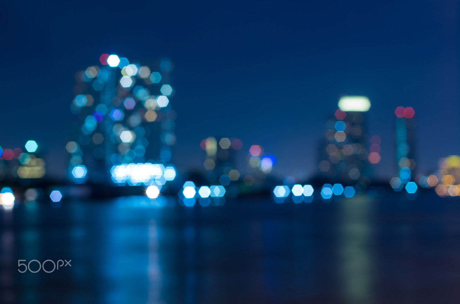 Pentax K-5 + HD Pentax-FA 35mm F2 AL sample photo. Bangkok cityscape river view at twilight time, blurred photo bok photography