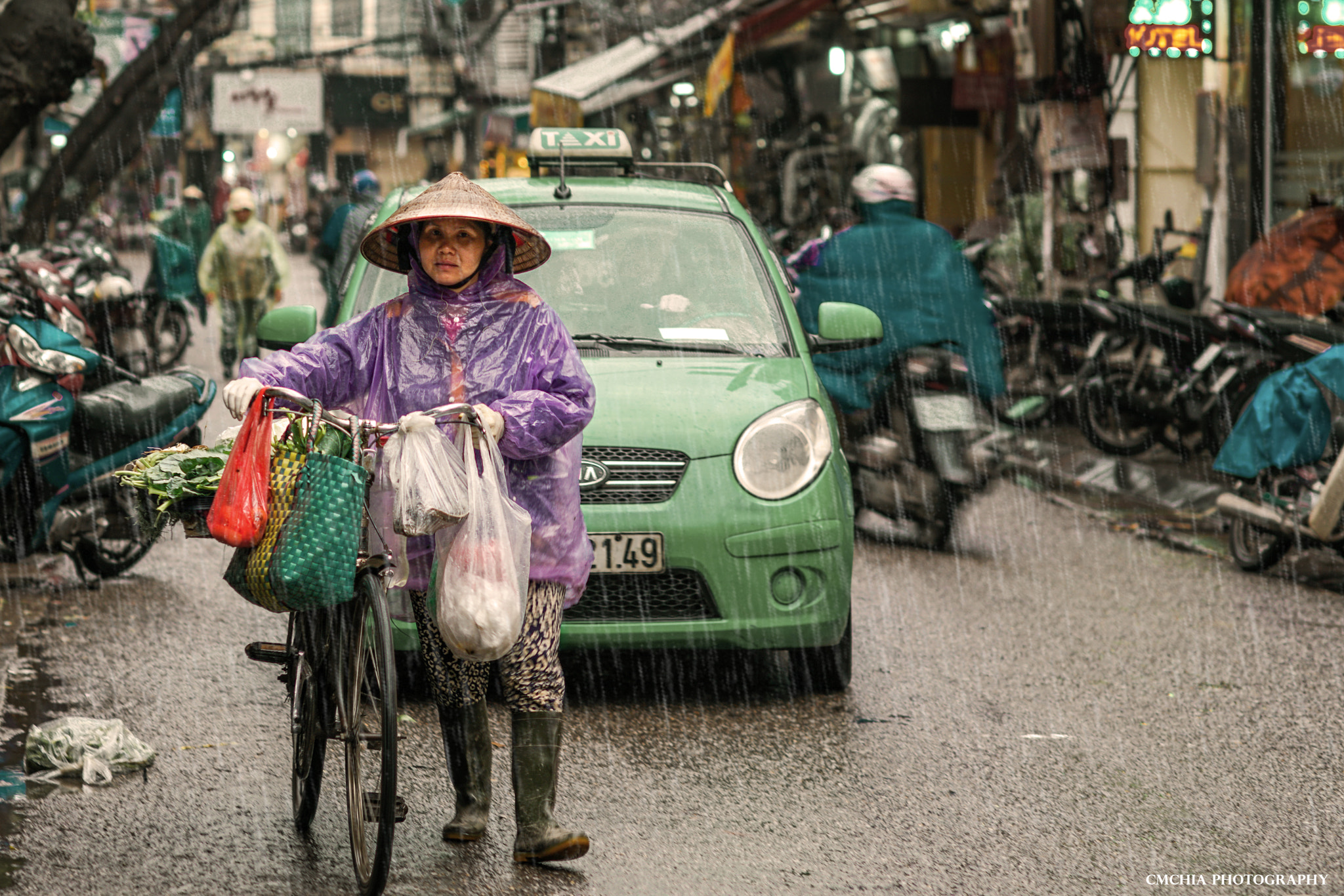 Sony a7R II + Sony Planar T* 85mm F1.4 ZA sample photo. Rain rain go away photography