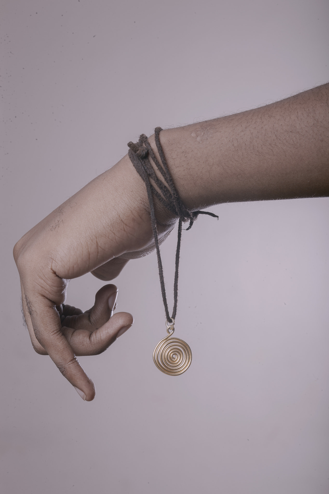 Canon EOS-1Ds Mark III sample photo. Hand modeling photography