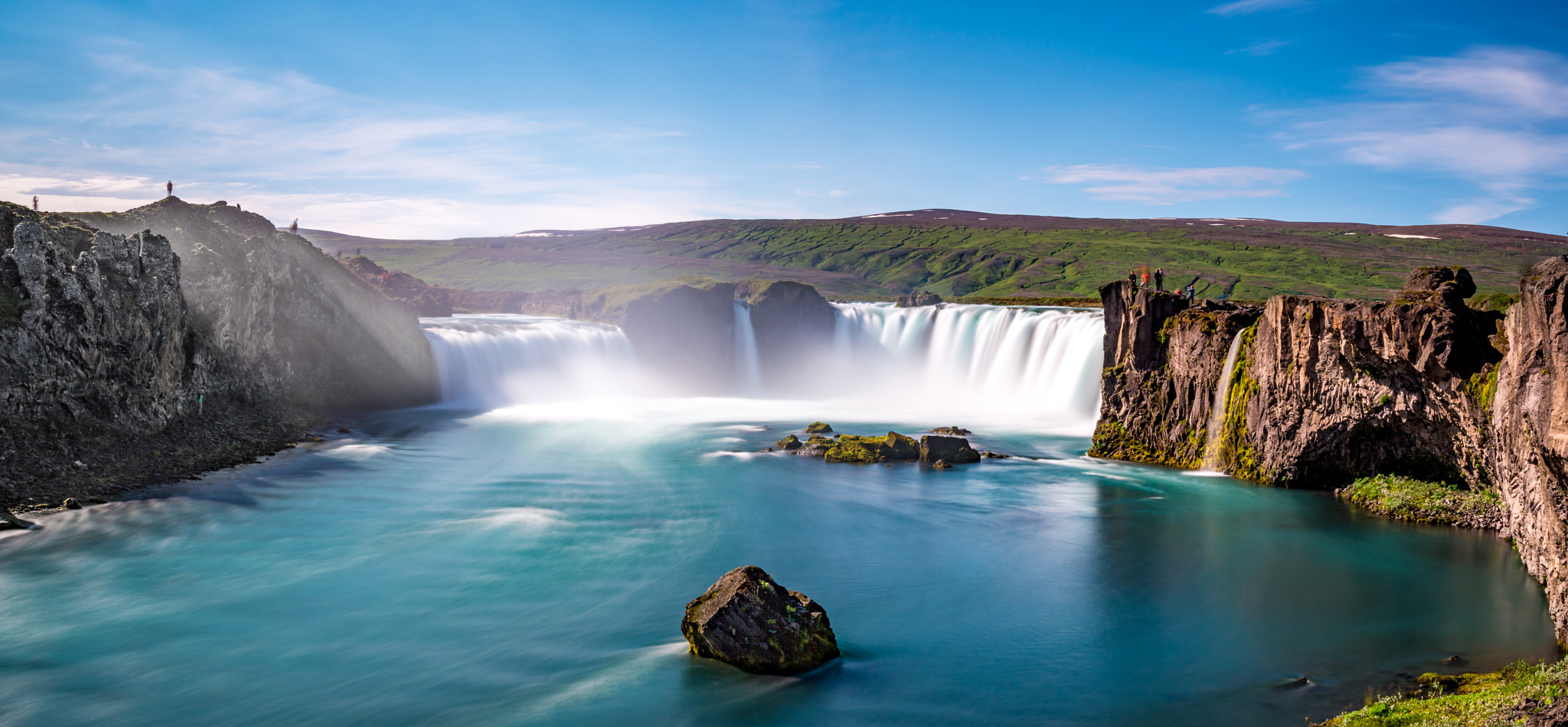 Sony a6000 + Sigma 24mm F1.4 DG HSM Art sample photo. Waterfall of the gods photography