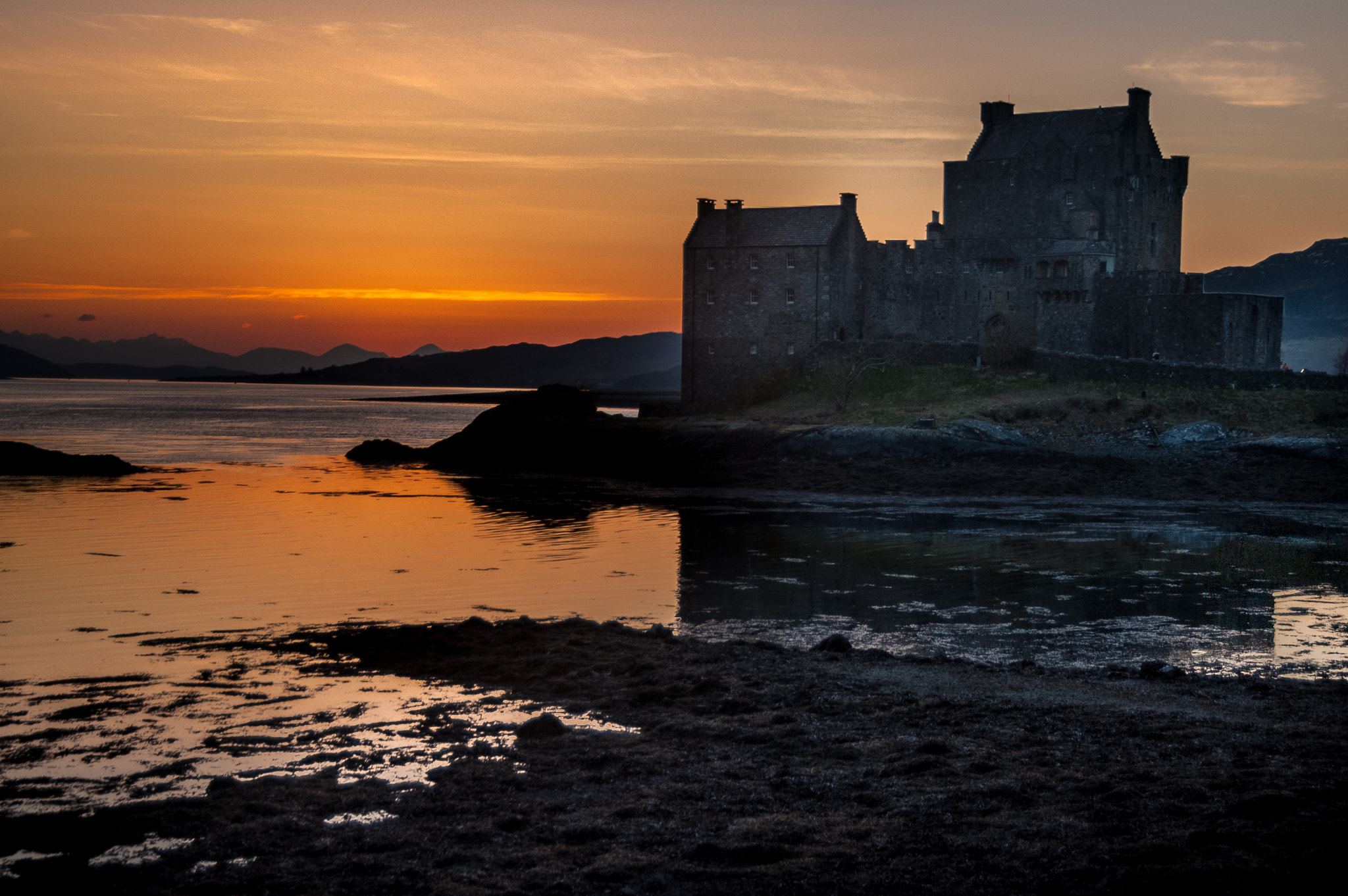 Nikon D70 sample photo. Eilean  donan sunset photography