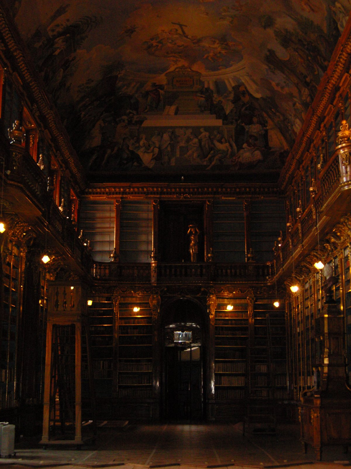 Samsung VLUU NV10, NV10 sample photo. Strahov monastery library photography