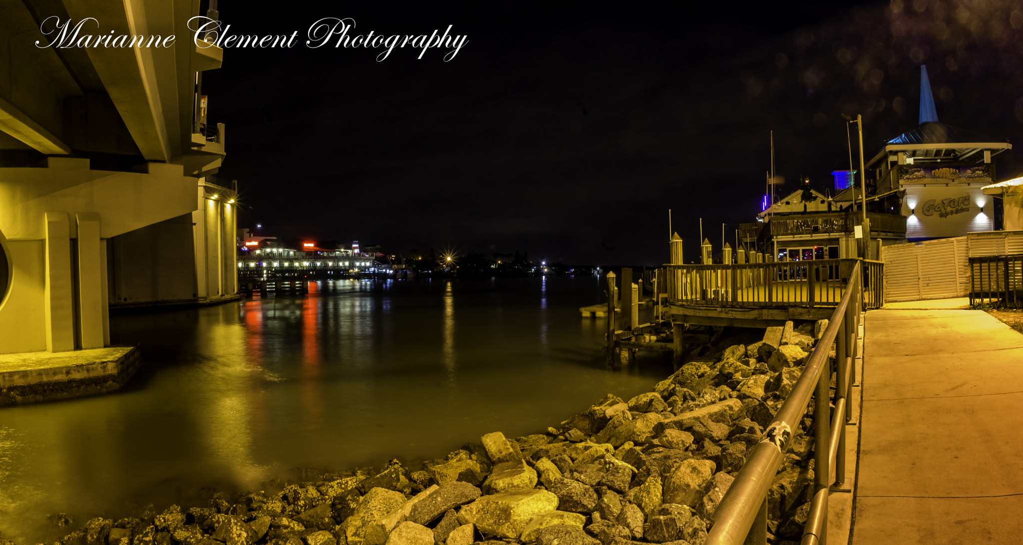 Canon EOS 1200D (EOS Rebel T5 / EOS Kiss X70 / EOS Hi) sample photo. Johns pass boardwalk at night pano photography