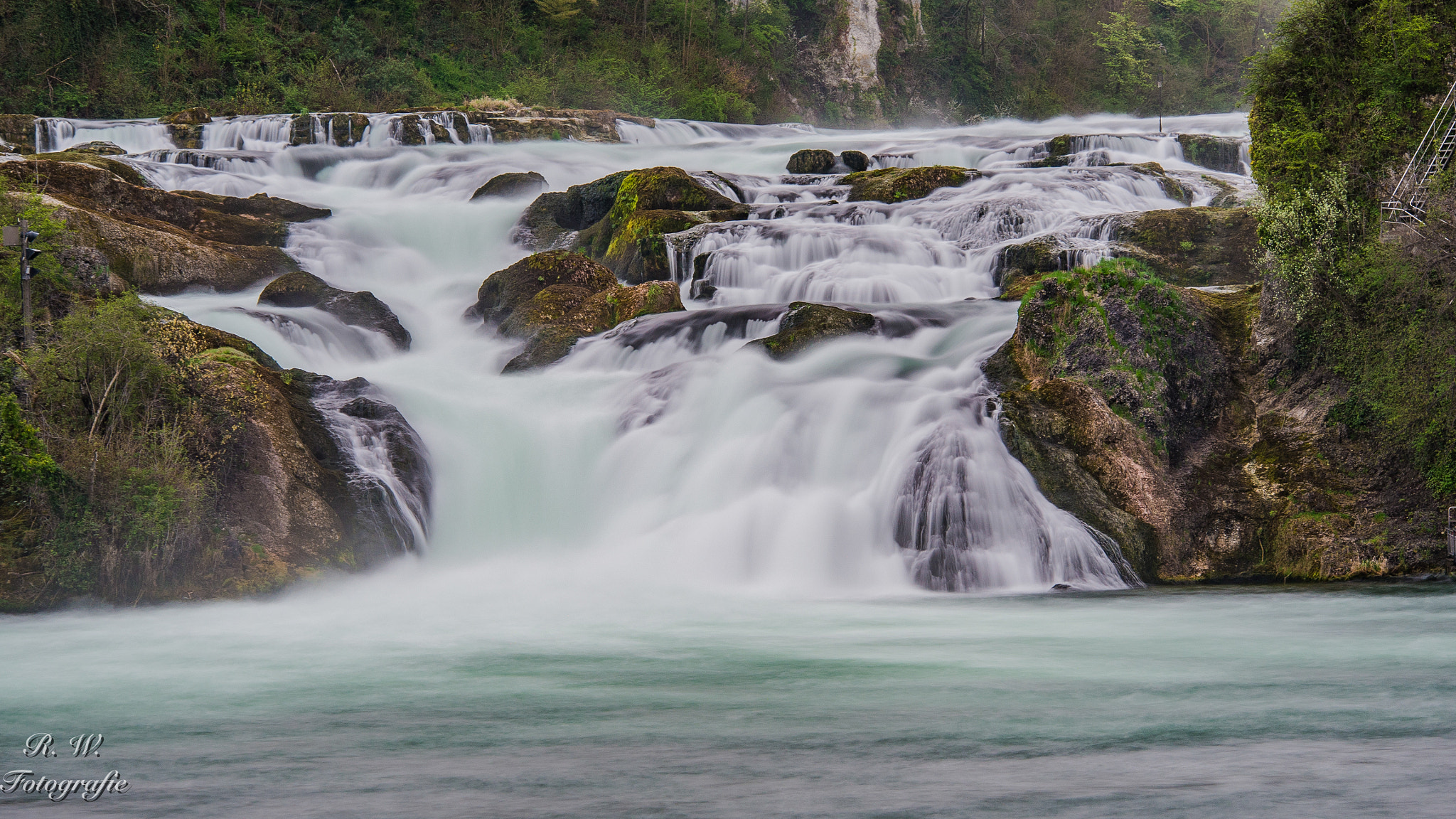 Panasonic Lumix DMC-GH3 sample photo. Rheinfall photography