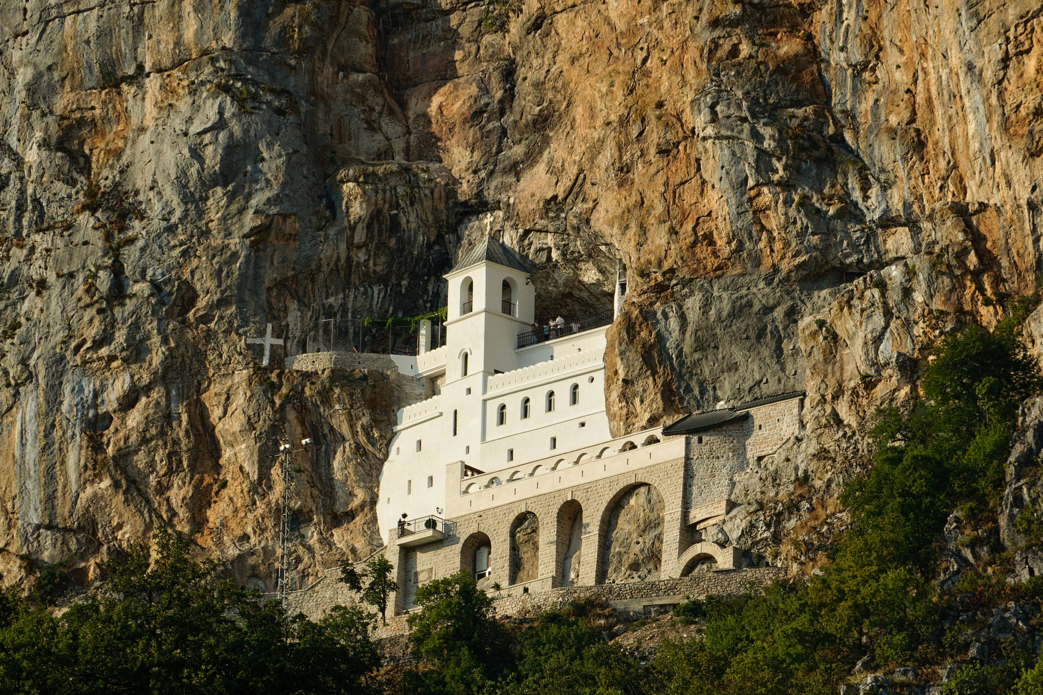 Sigma 18-200mm F3.5-6.3 II DC OS HSM sample photo. Ostrog monastery photography