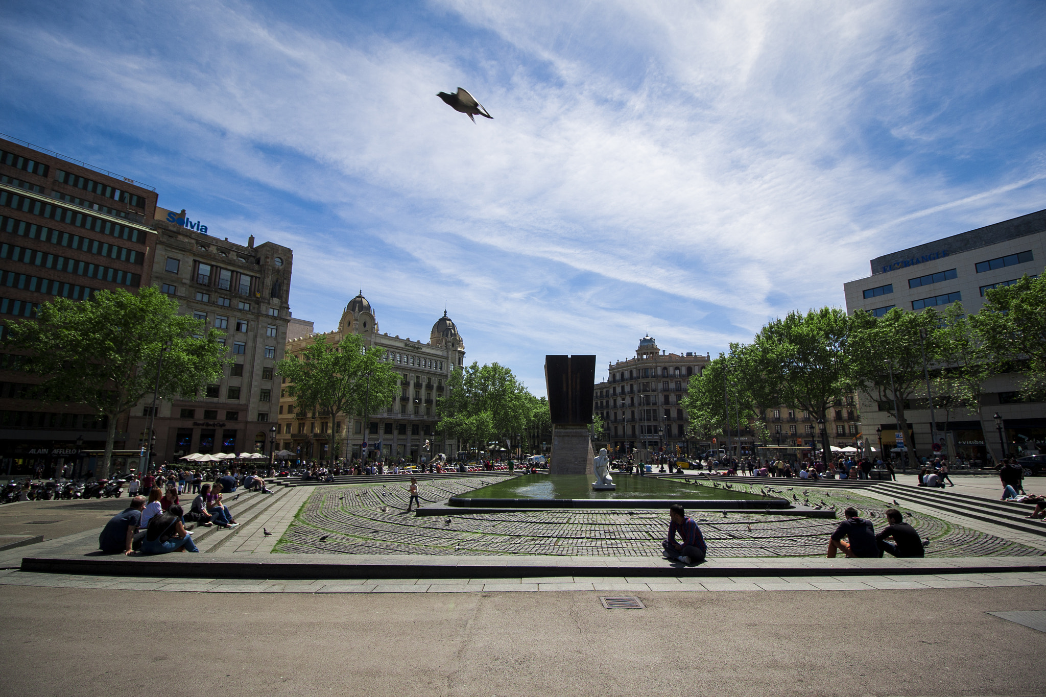 Canon EF-S 10-18mm F4.5–5.6 IS STM sample photo. Barcelona photography