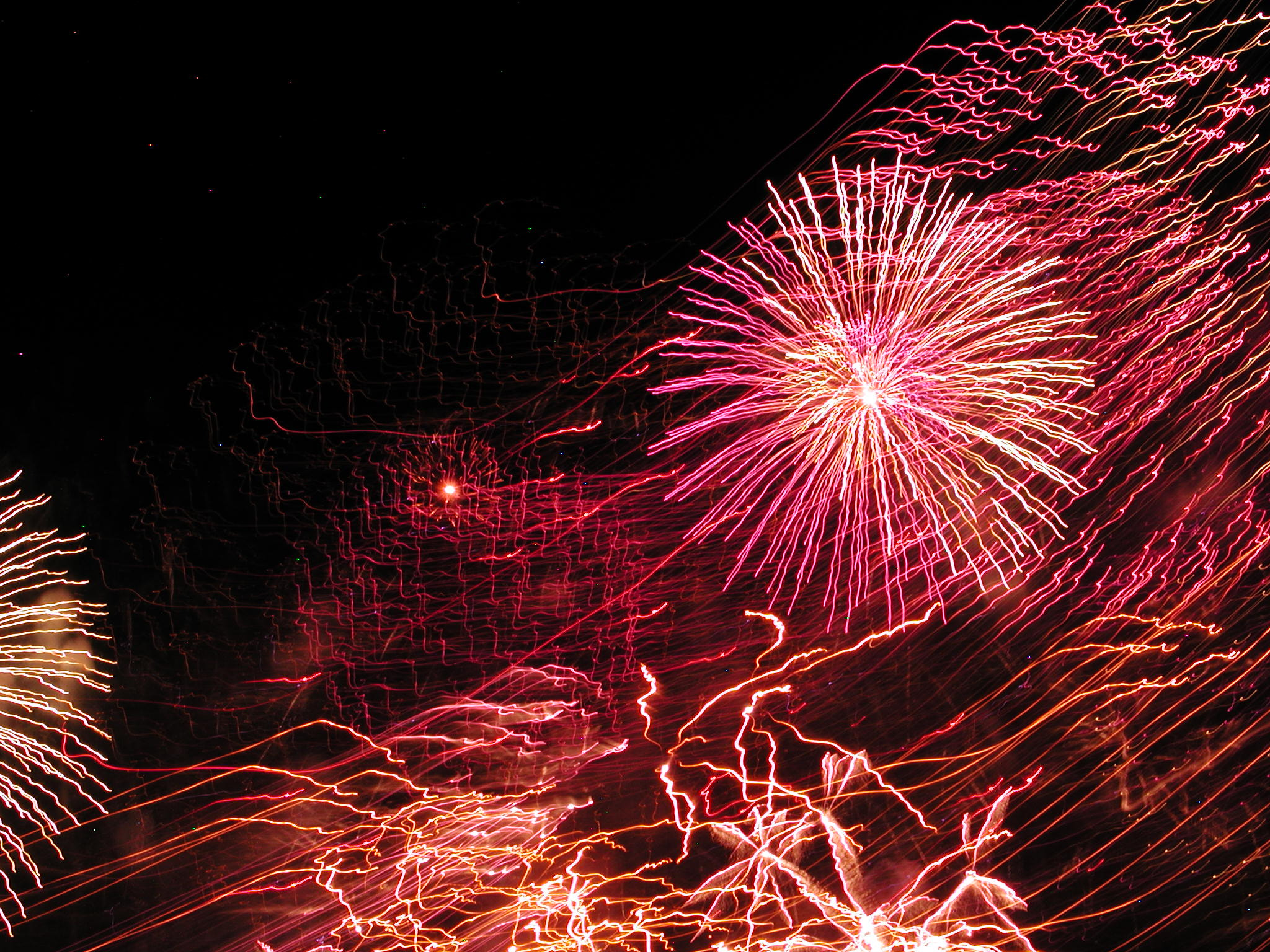 Nikon E880 sample photo. Feu d'artifice photography