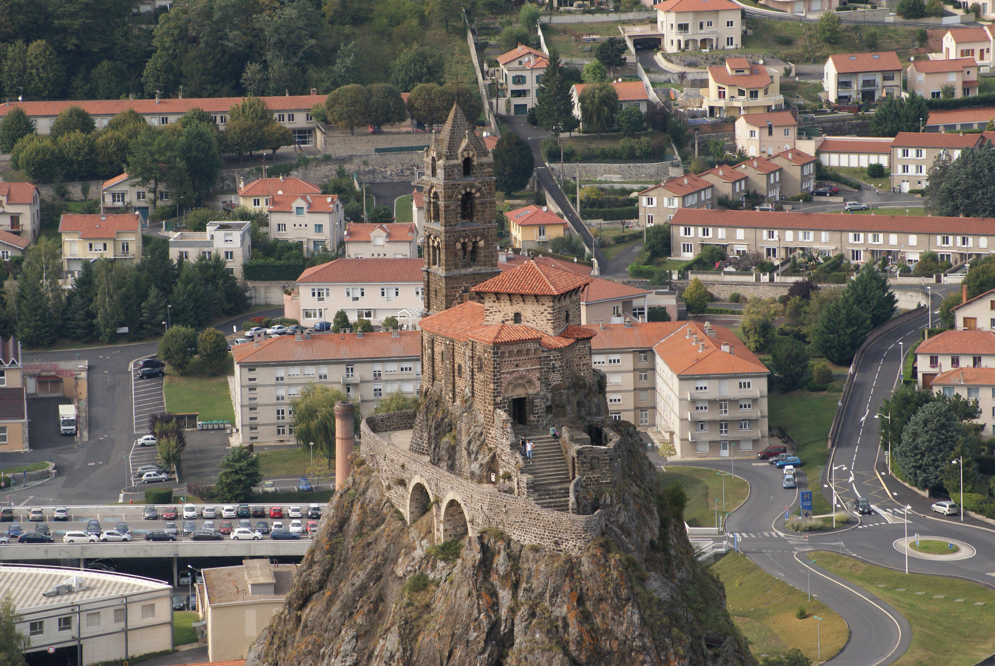 Sony Alpha DSLR-A300 + Sony DT 55-200mm F4-5.6 SAM sample photo. Chapelle saint-michel d'aiguilhe photography