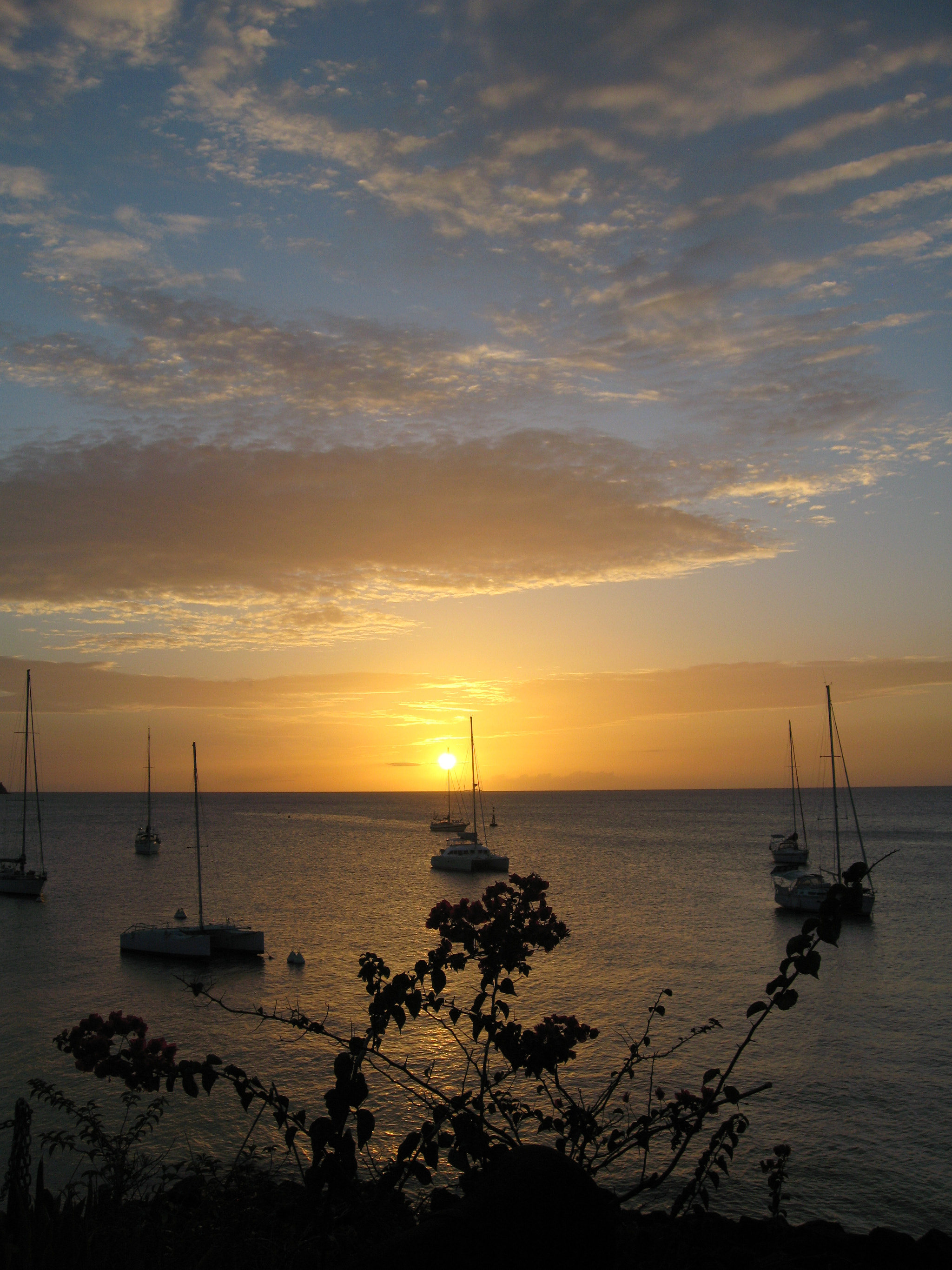 Canon DIGITAL IXUS 900TI sample photo. Martinique les trois ilets "la pointe du bout" photography
