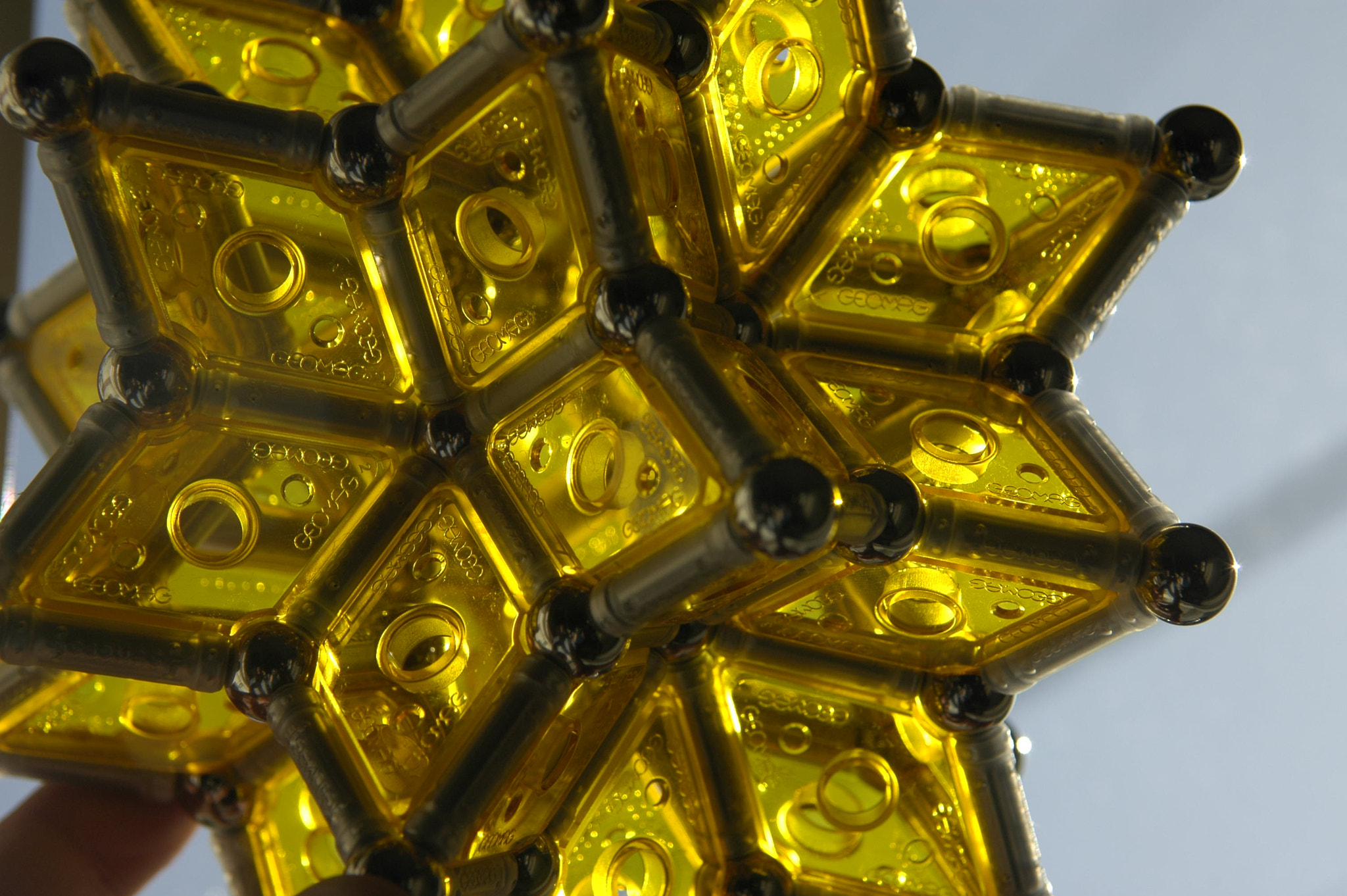 Nikon D70 sample photo. Rhombic hexacontahedron in geomag photography