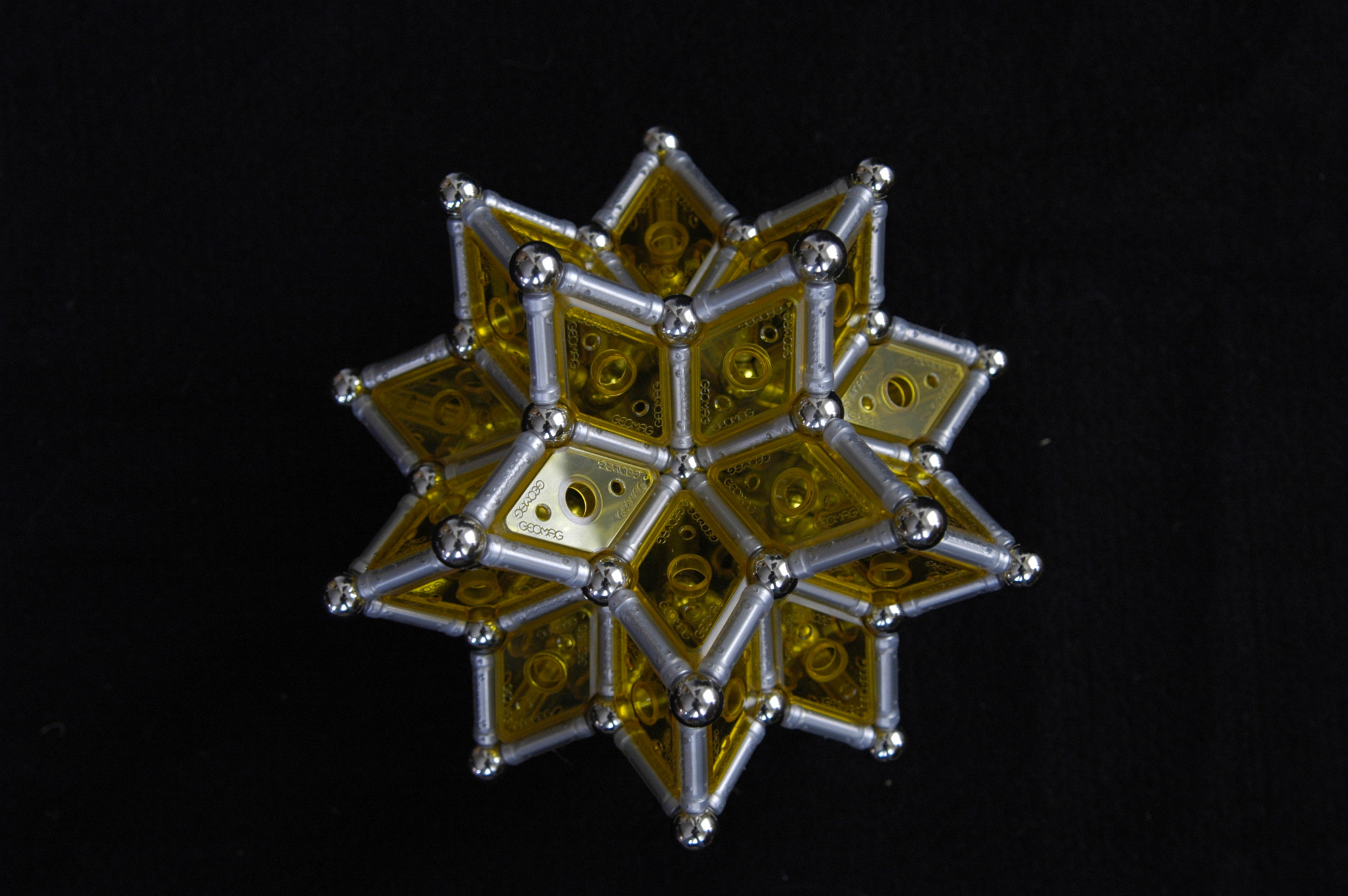 Nikon D70 sample photo. Rhombic hexacontahedron in geomag photography