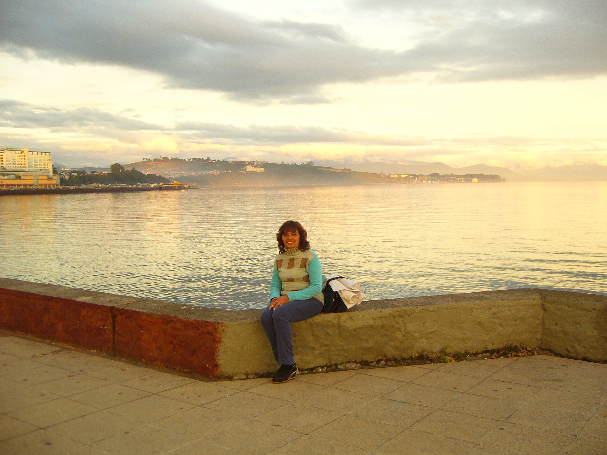 Panasonic DMC-LS2 sample photo. Tarde de verano en puerto montt photography