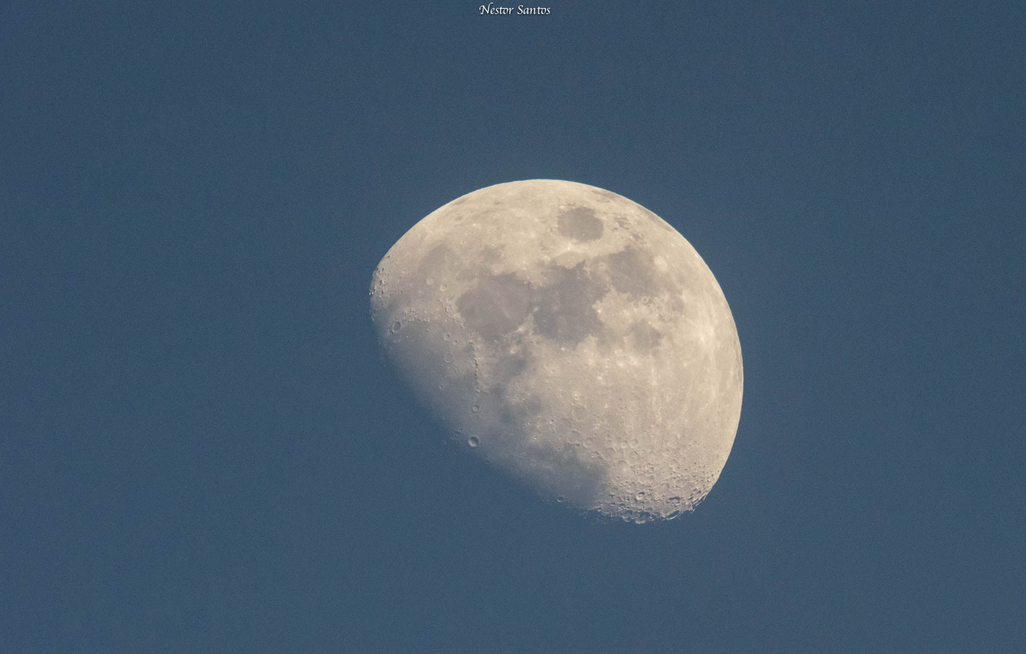 Pentax K-3 sample photo. The first quarter photography