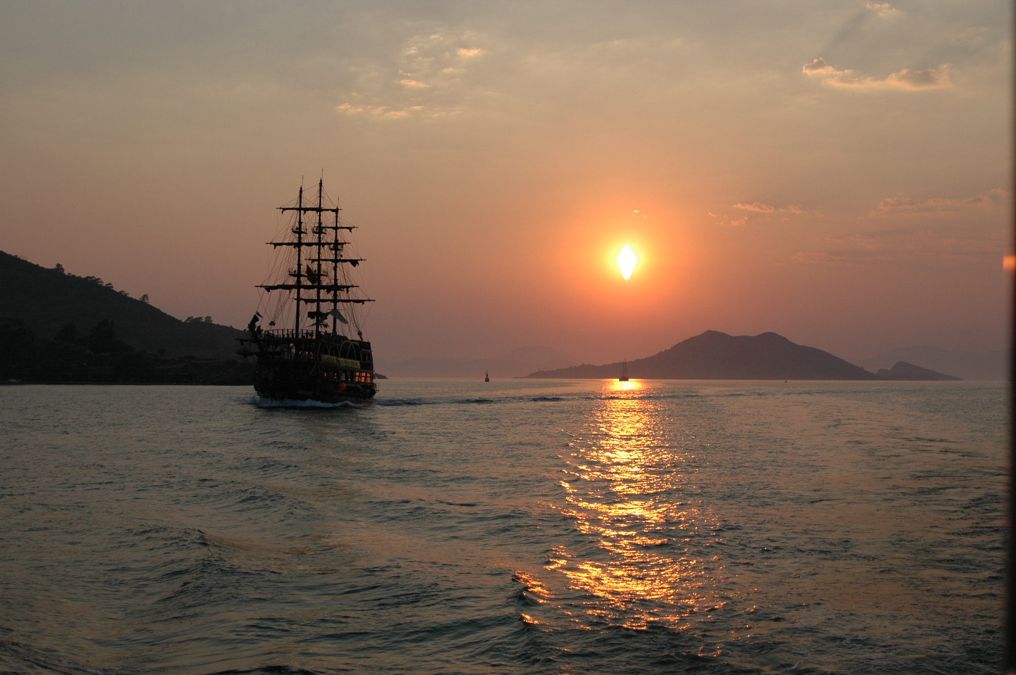 AF Zoom-Nikkor 28-100mm f/3.5-5.6G sample photo. Fethiye photography