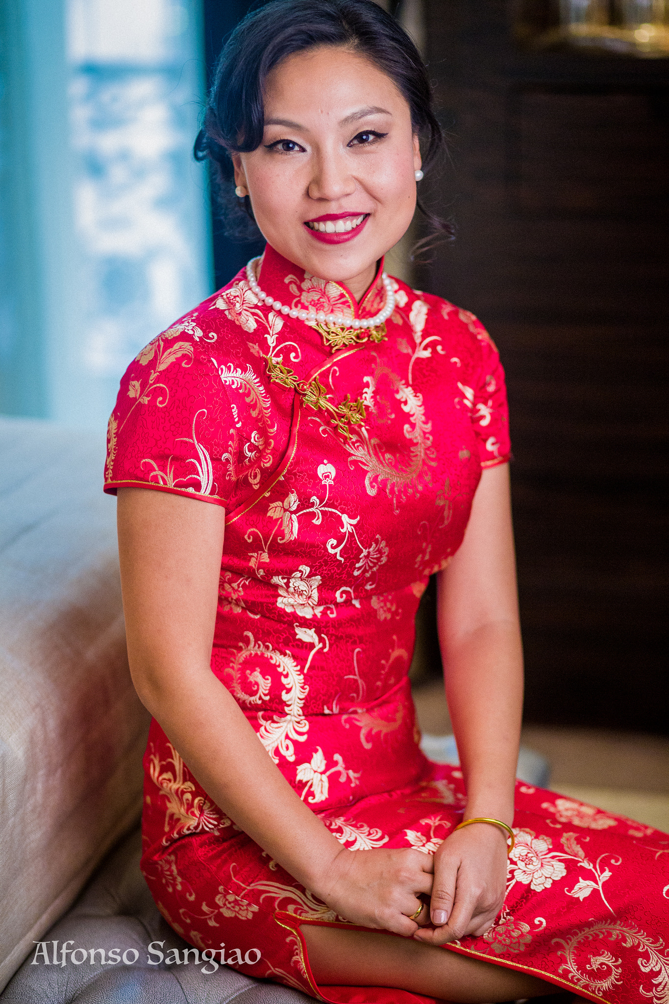 Hochzeit Paarfotoshooting in der Luxus-Suite des Hotel Steigenberger Hof in Frankfurt am Main. --...