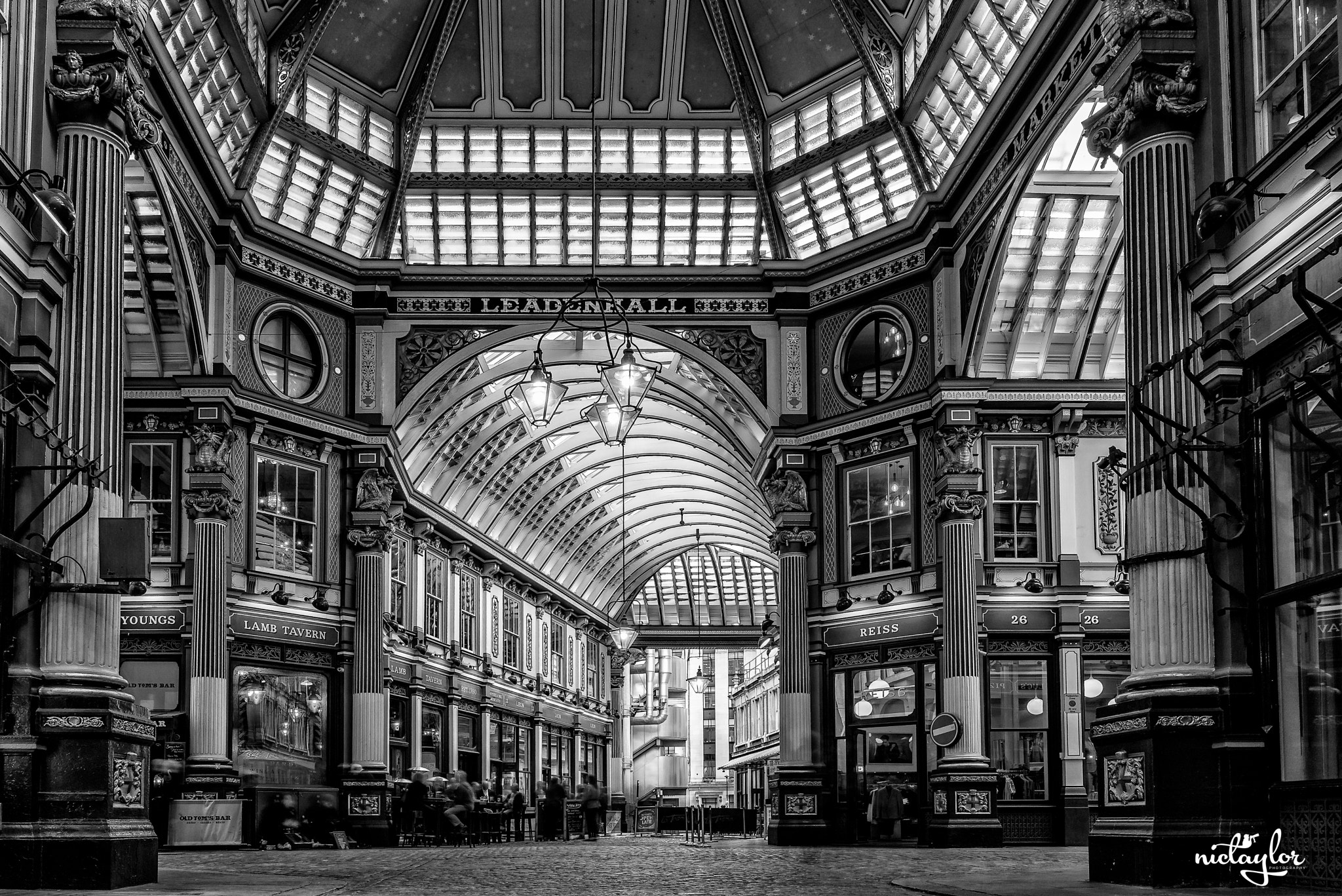 Sony a7R sample photo. Leadenhall market photography
