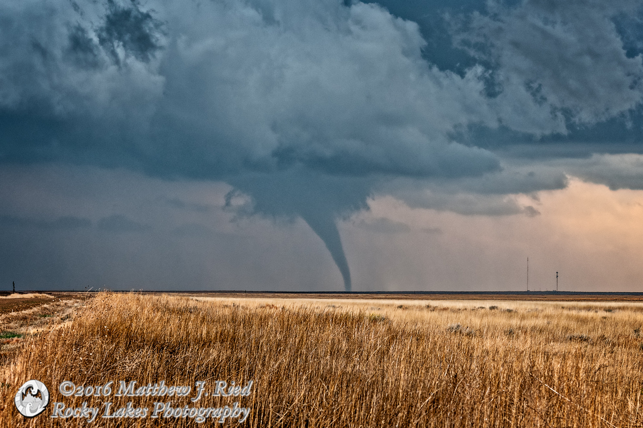 Nikon D300S sample photo. April 15 eads tornado - first storm of the year and i get a nice stovepipe tornado. photography