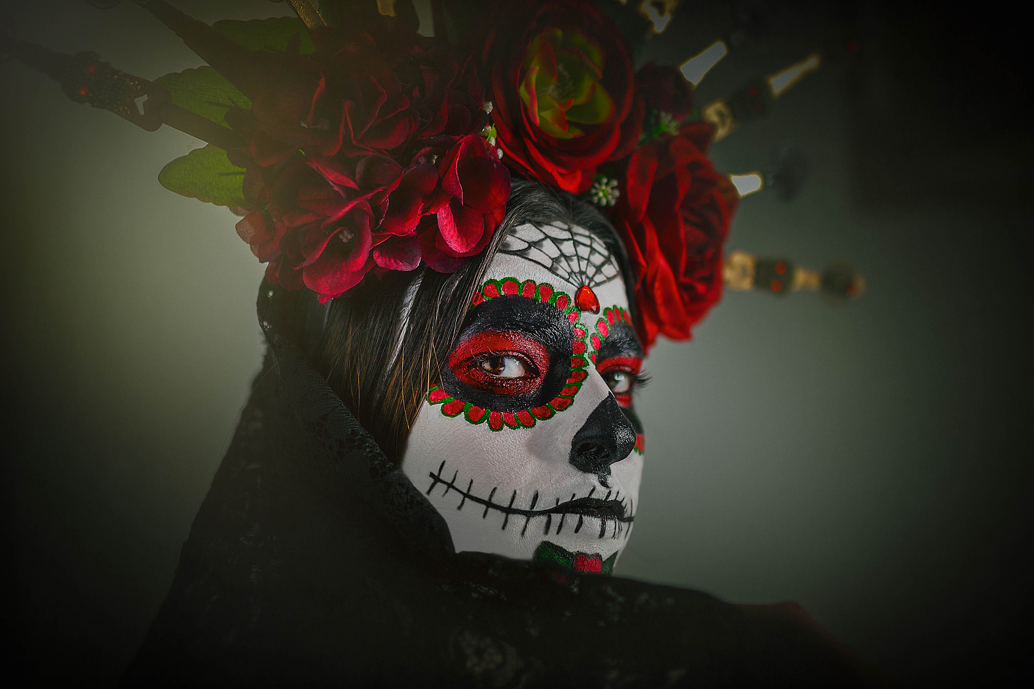 Canon EOS 550D (EOS Rebel T2i / EOS Kiss X4) + Sigma 35mm F1.4 DG HSM Art sample photo. Sugar skull photography