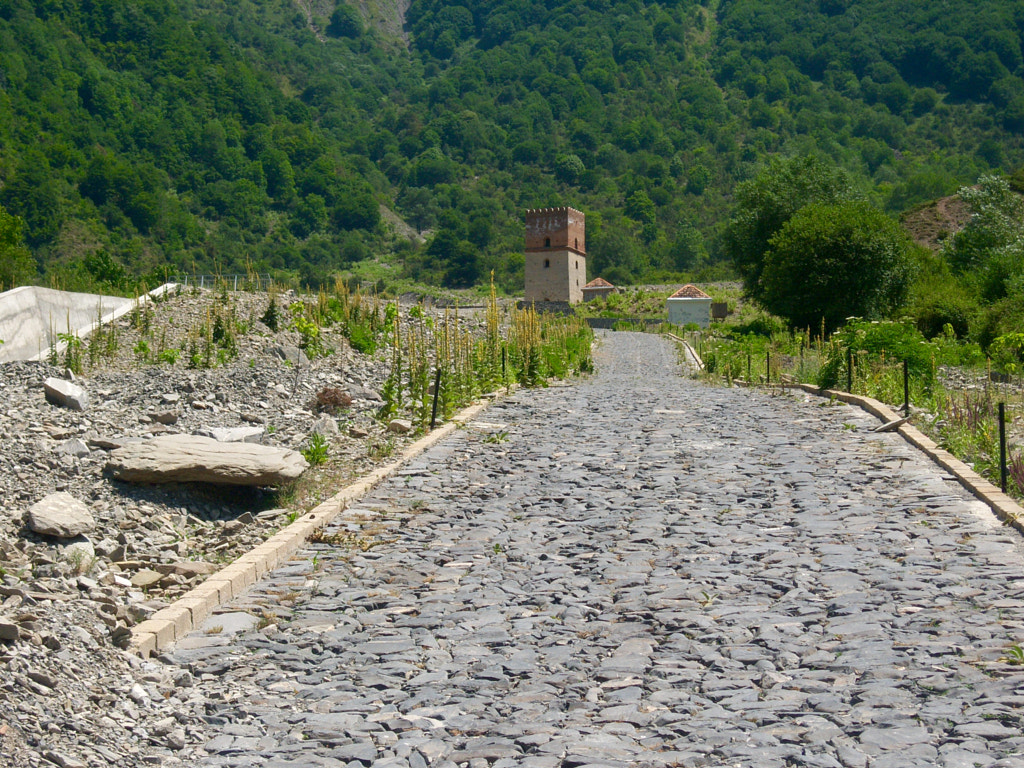 Sumuq qala XVII əsr,İlisu kəndi,Qax rayonu,Şimali Azərbaycan,Azərbaycan. by Azerbaycan Azerbaijan on 500px.com