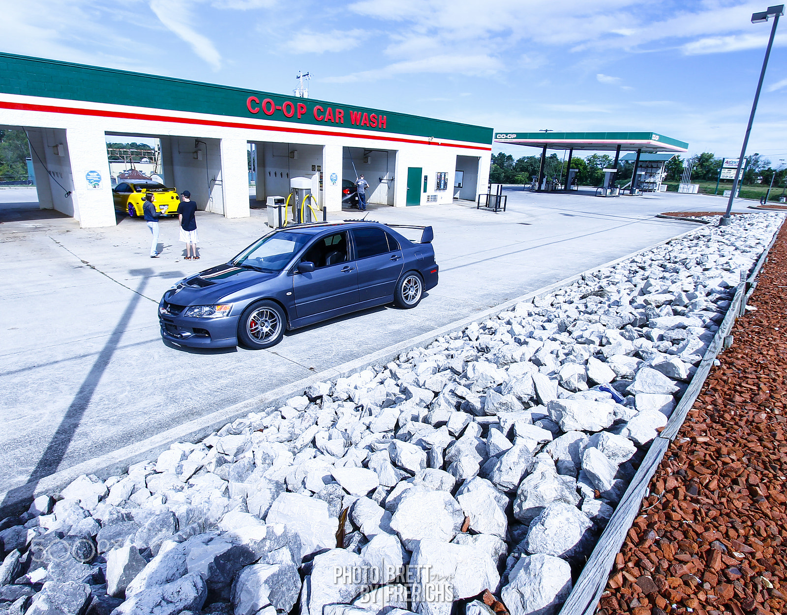 Canon EF-S 10-22mm F3.5-4.5 USM sample photo. Car wash things photography