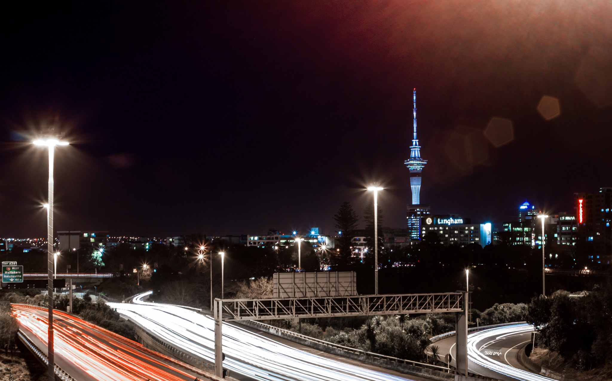 Canon EF 28-80mm f/3.5-5.6 sample photo. City at night photography