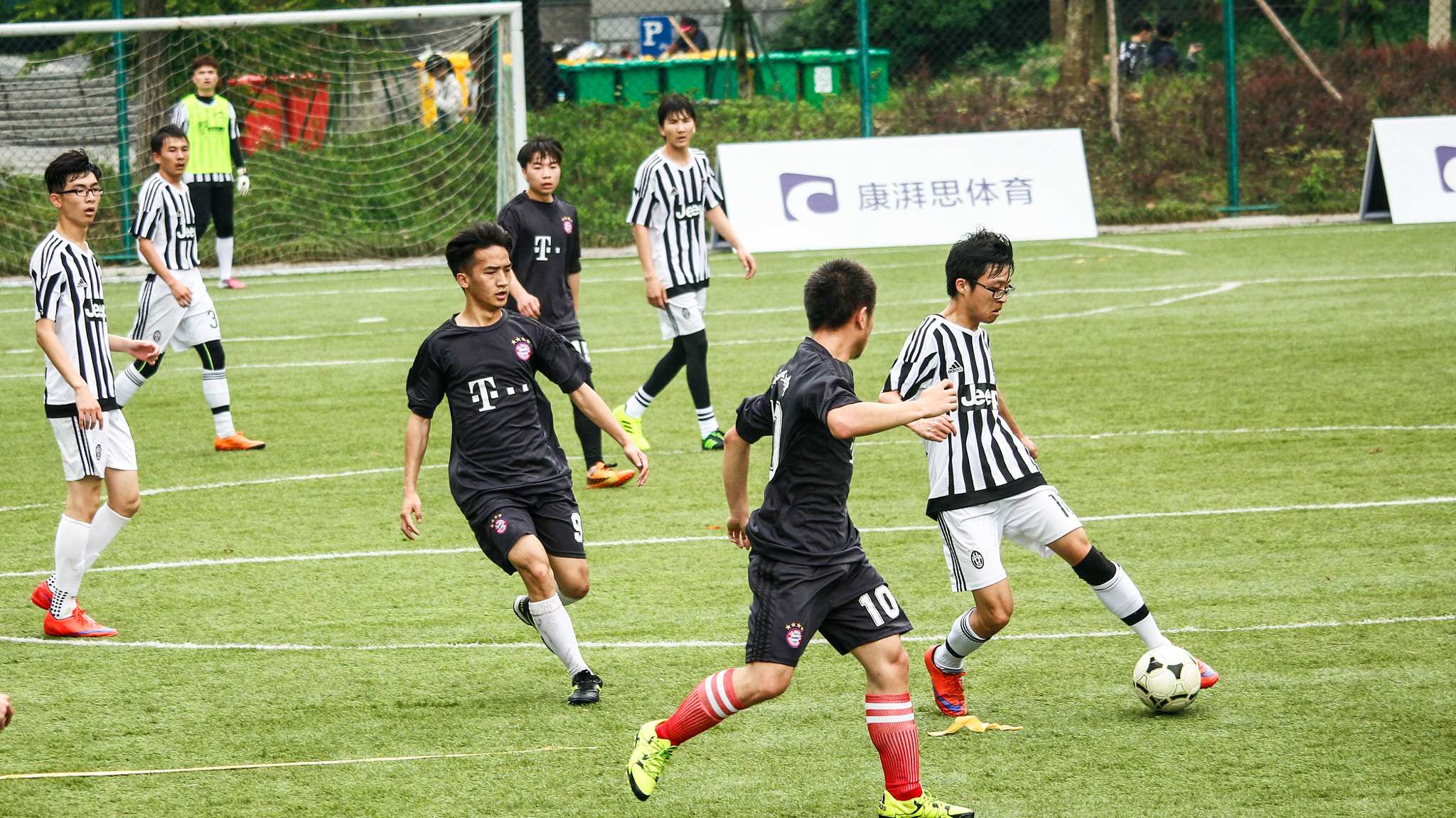 Canon EOS M + Canon EF-S 55-250mm F4-5.6 IS STM sample photo. Football photography