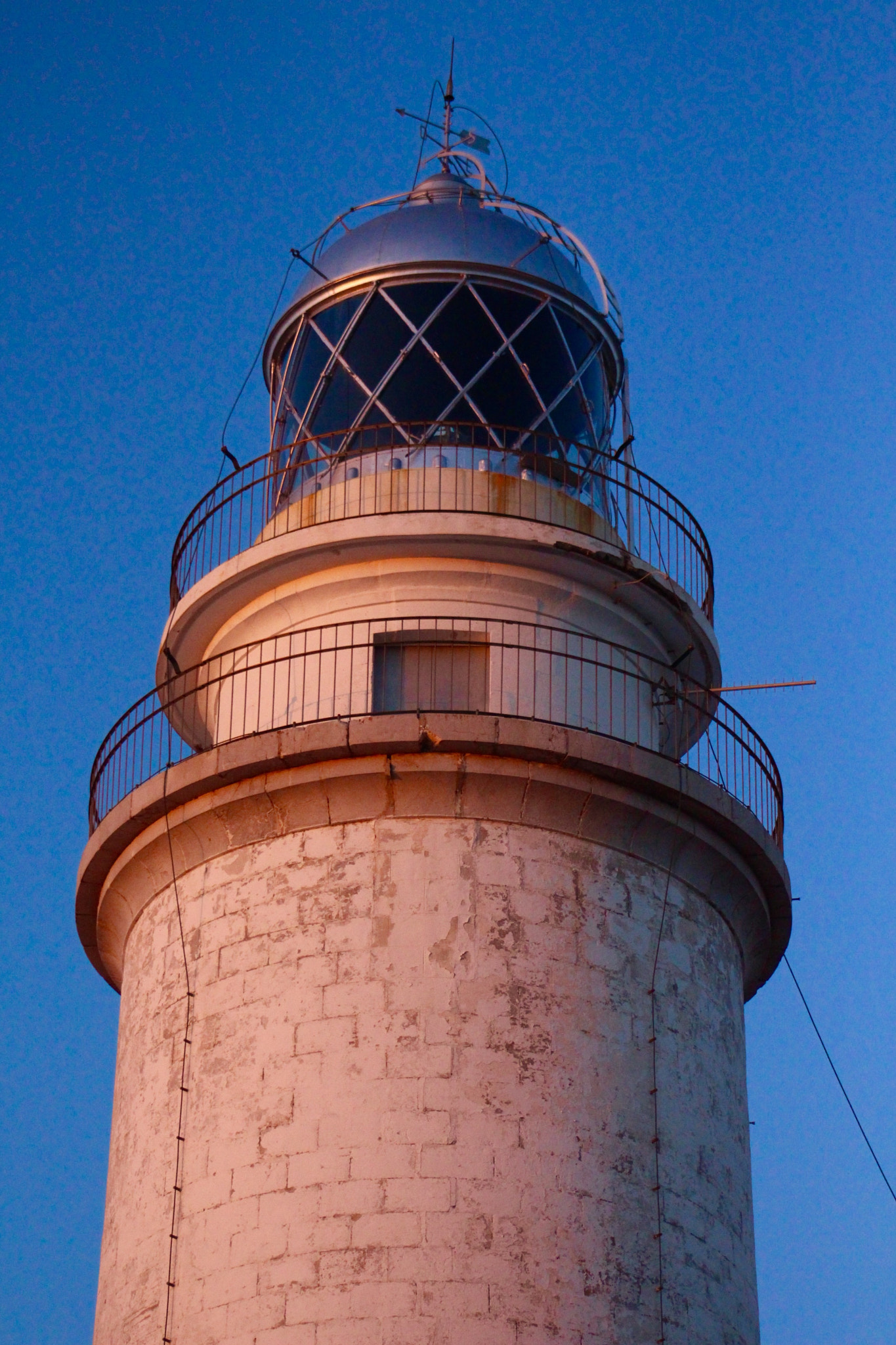 Canon EF75-300mm f/4-5.6 USM sample photo. A different perspective photography