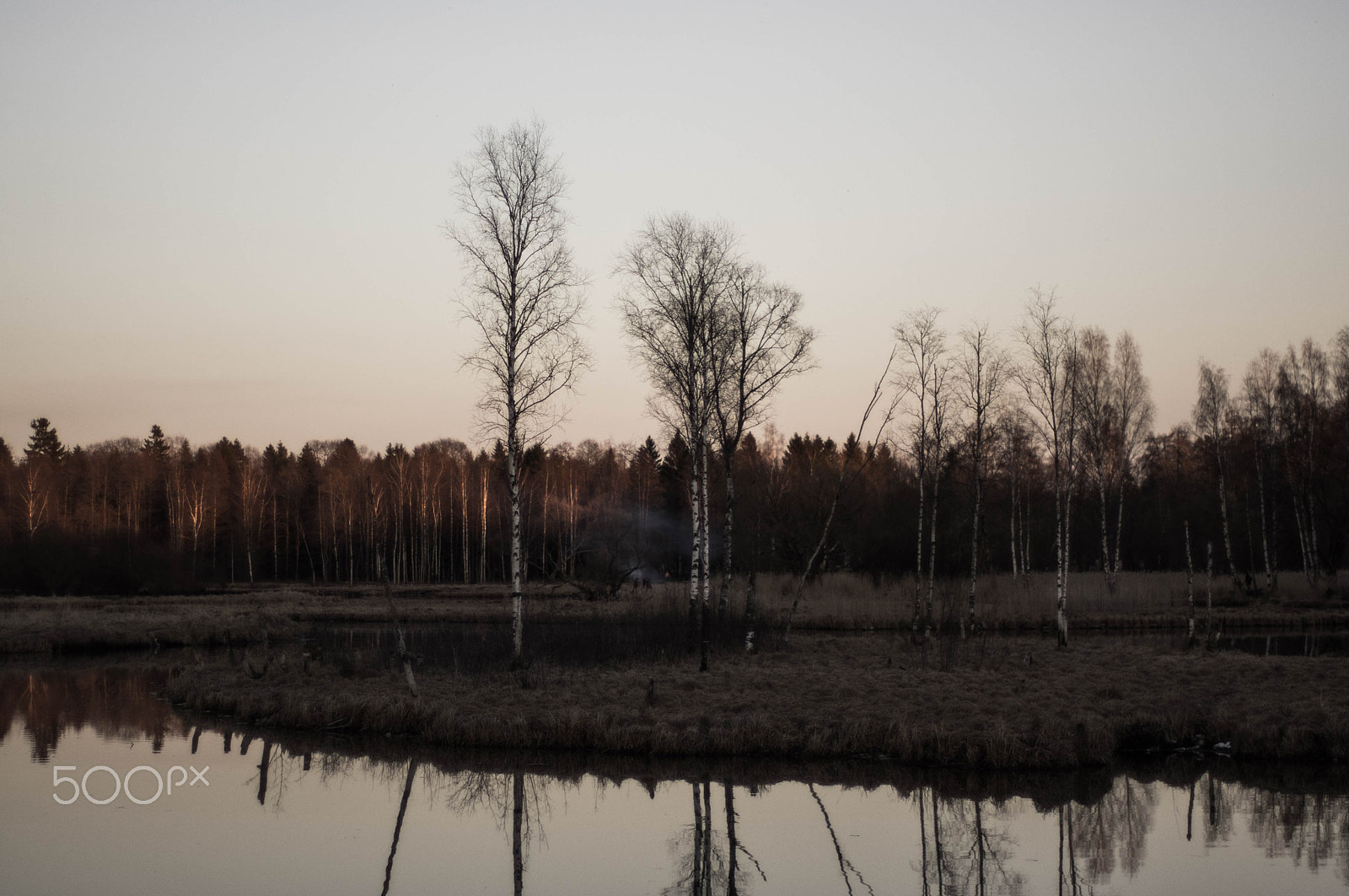 Pentax K-r + Pentax smc FA 50mm F1.4 sample photo. Sunset on the lake photography