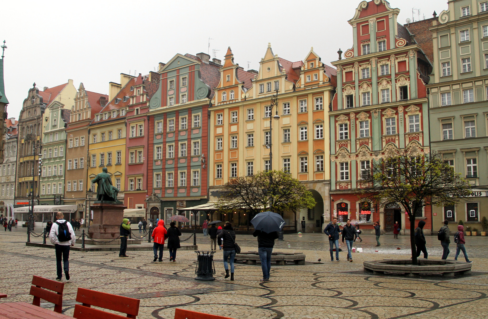 Canon EF 24-85mm F3.5-4.5 USM sample photo. Old town wroclaw photography