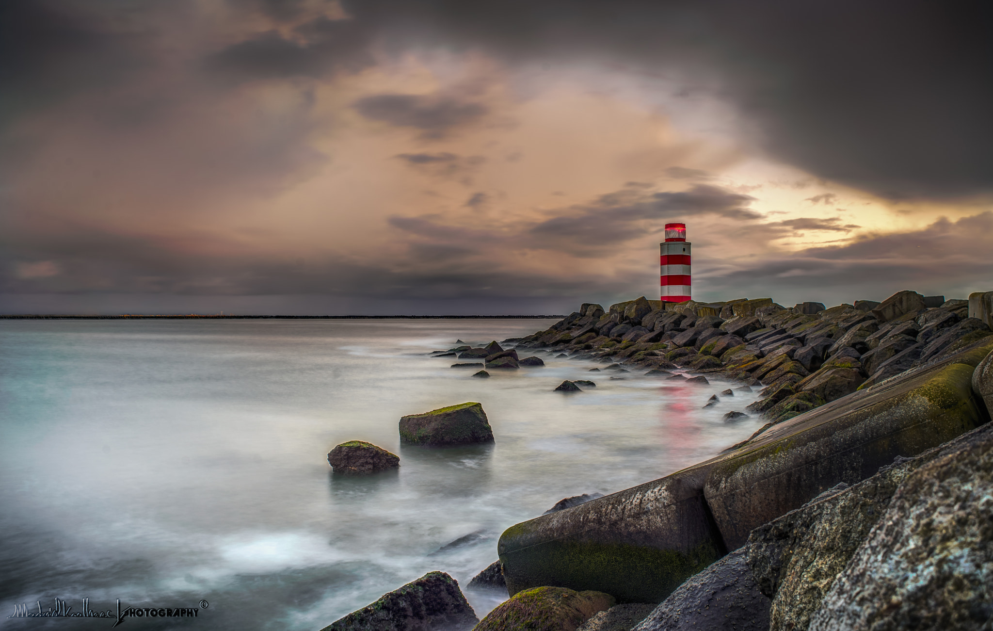 Nikon D600 + AF Nikkor 28mm f/2.8 sample photo. Pier velsen-noord photography