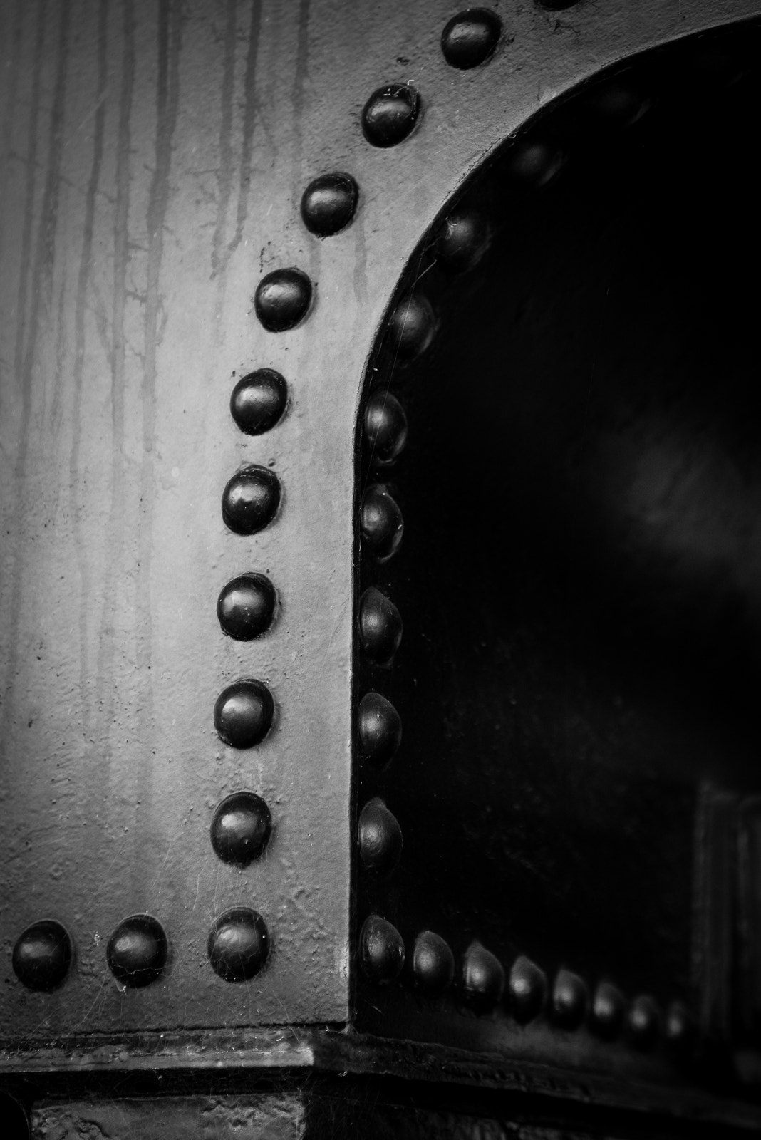 Nikon D600 + Sigma 24-70mm F2.8 EX DG Macro sample photo. Old loco artowrk photography