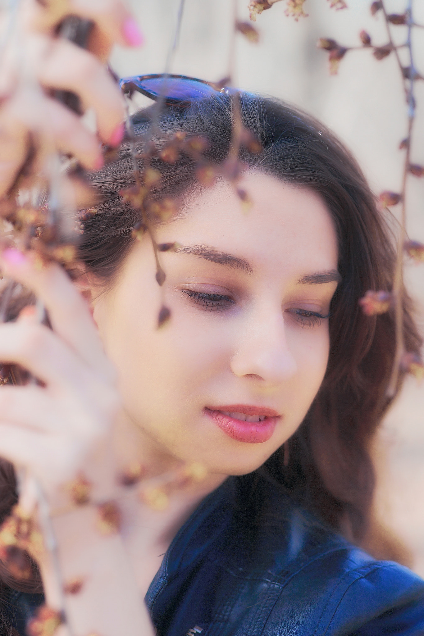 Sony Planar T* 85mm F1.4 ZA sample photo. Spring girl photography