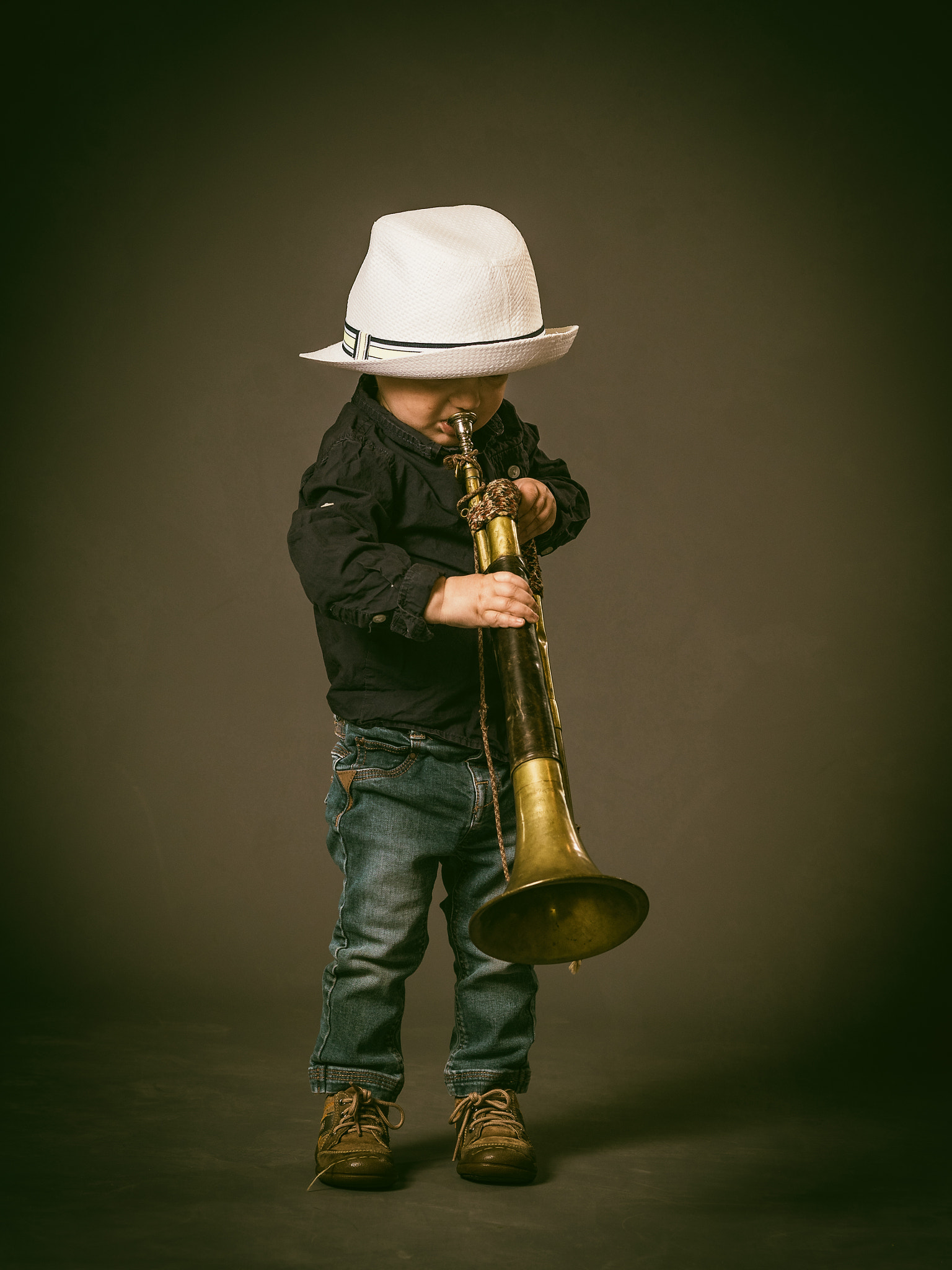 Olympus OM-D E-M5 II + Olympus M.Zuiko Digital ED 75mm F1.8 sample photo. Let the music play ! photography