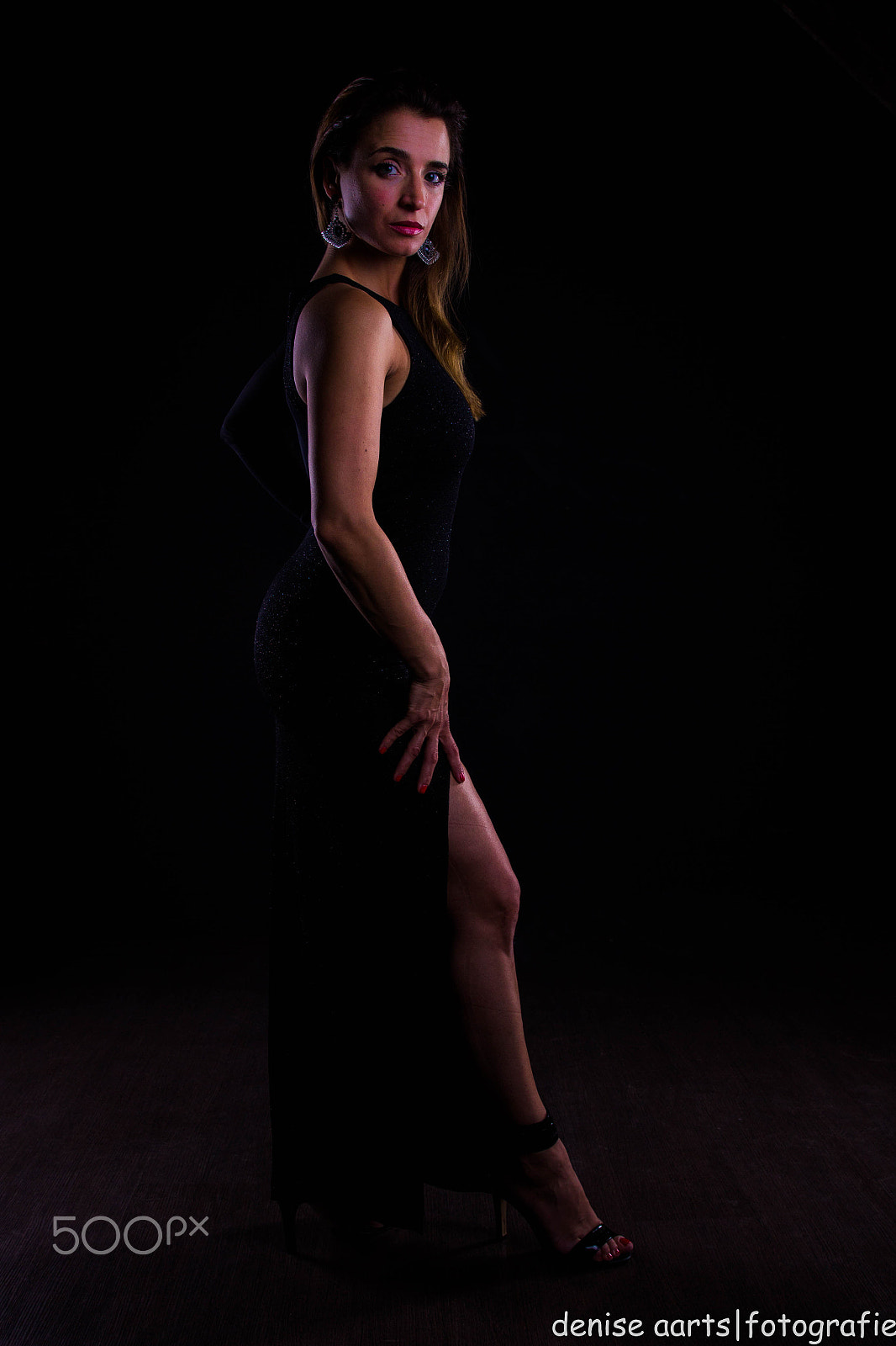 Canon EF 24-70mm F2.8L II USM sample photo. Woman in black photography