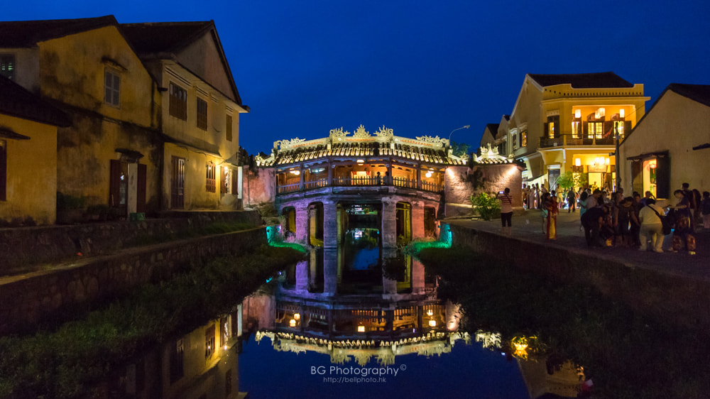 Sony a7 + Canon EF 85mm F1.2L II USM sample photo. Hoi an night. photography
